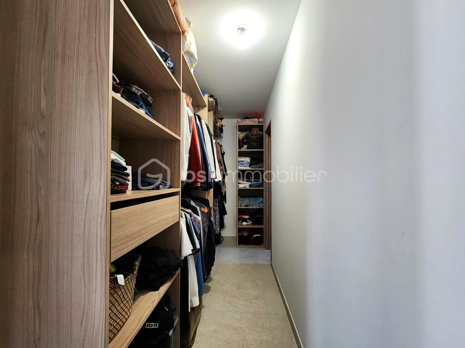 9acc0ad2-aba1-40df-8392-f5bf17dae532.jpg