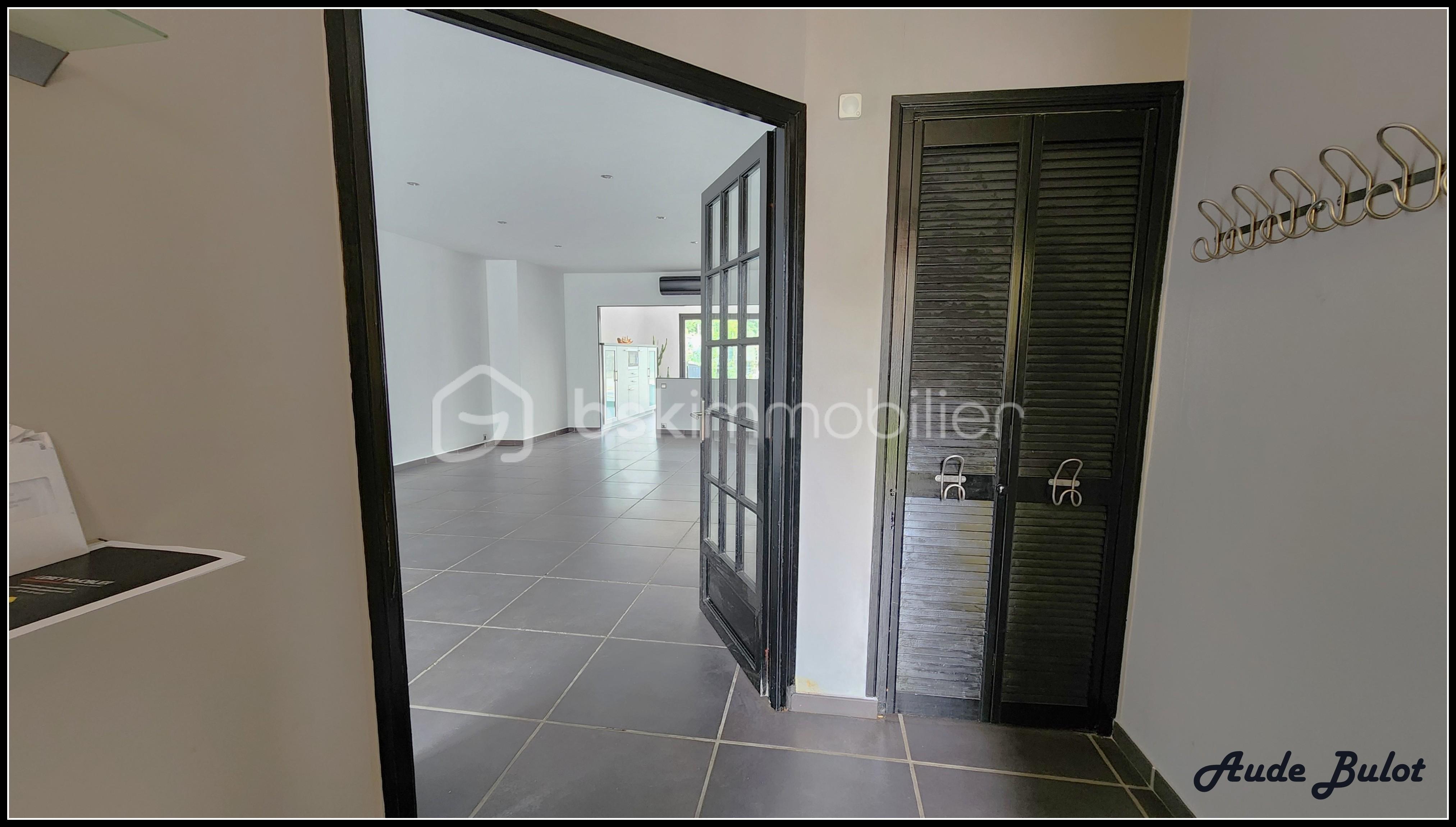 Maison de 247 m² - 20250624_151442.jpg