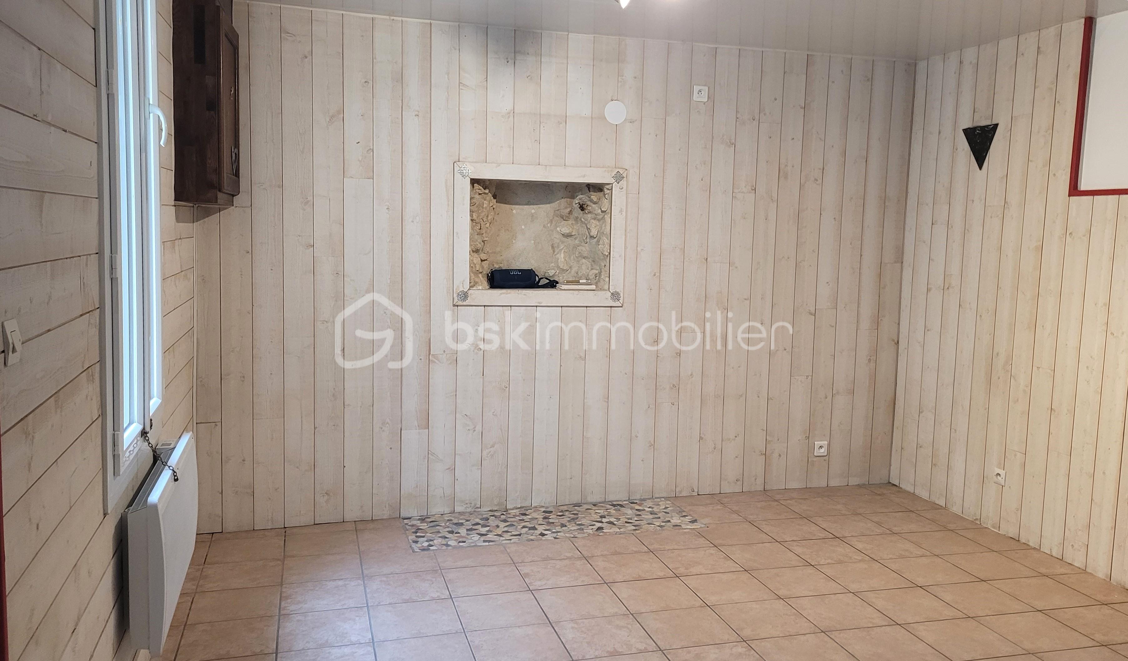 Maison de village de 71 m² - SALON.jpg