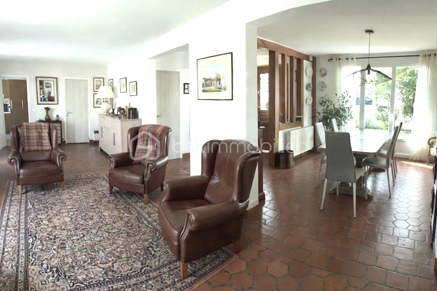 salle salle à manger ranger.png