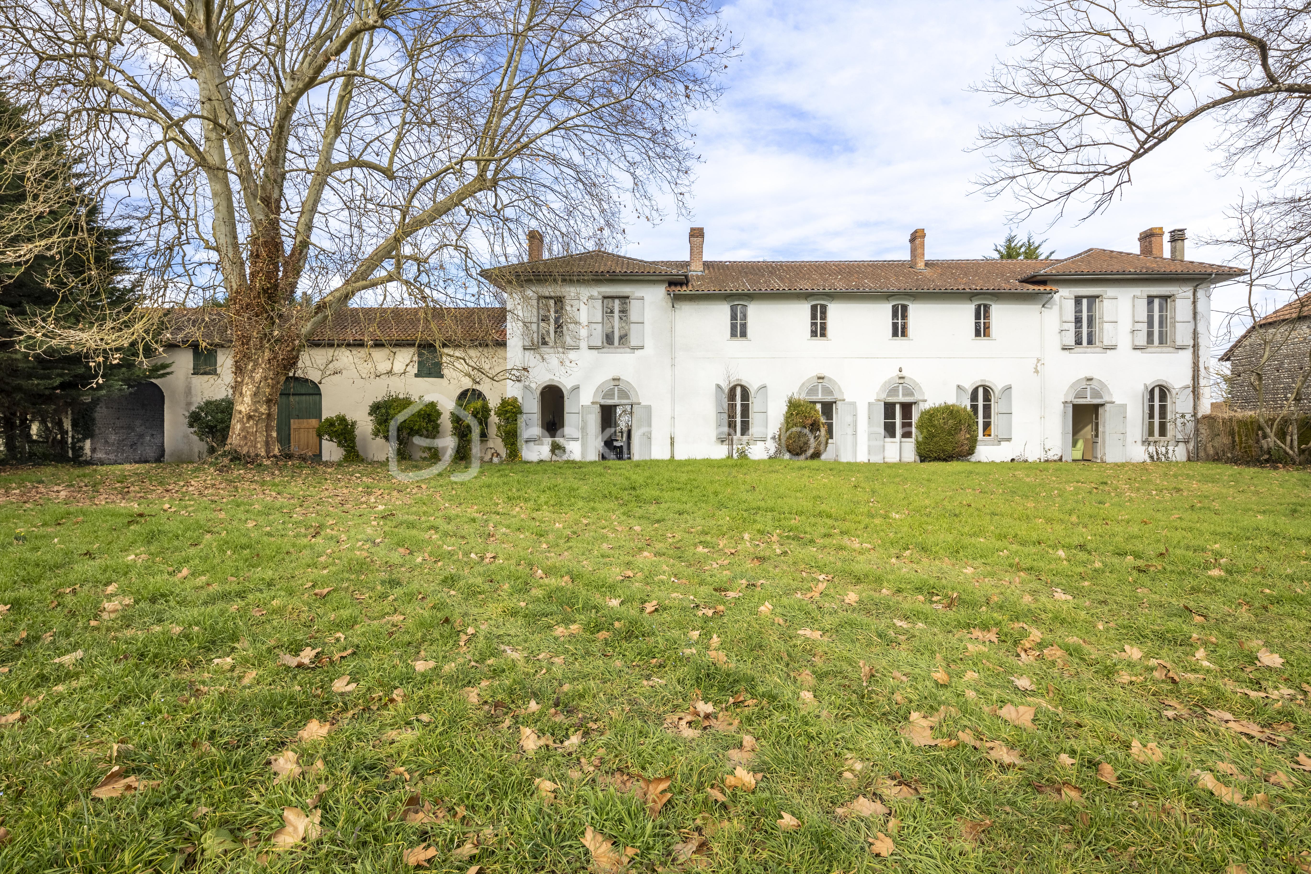 Domaine de 376,44 m² - 13.jpg