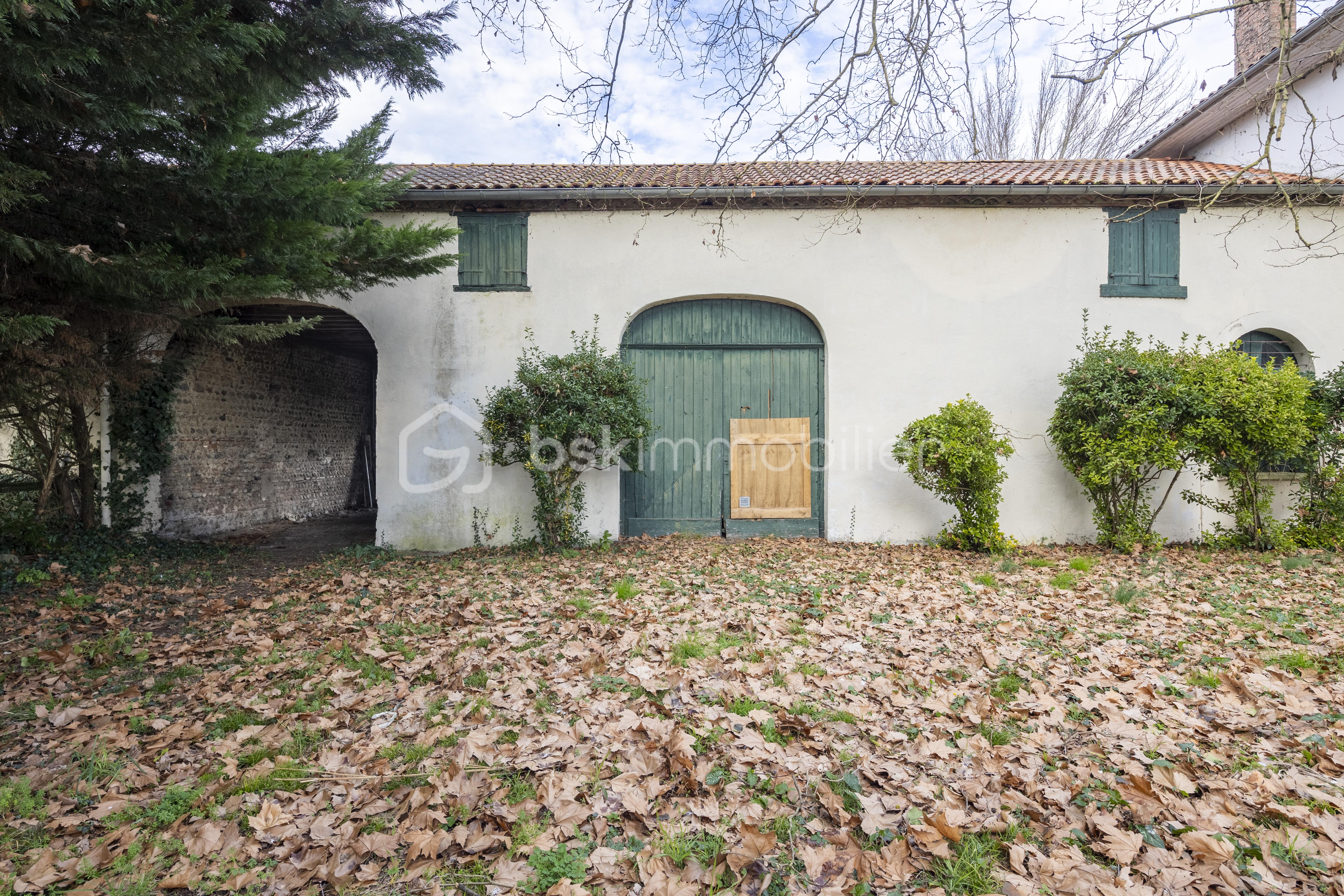 Domaine de 376,44 m² - 15.jpg