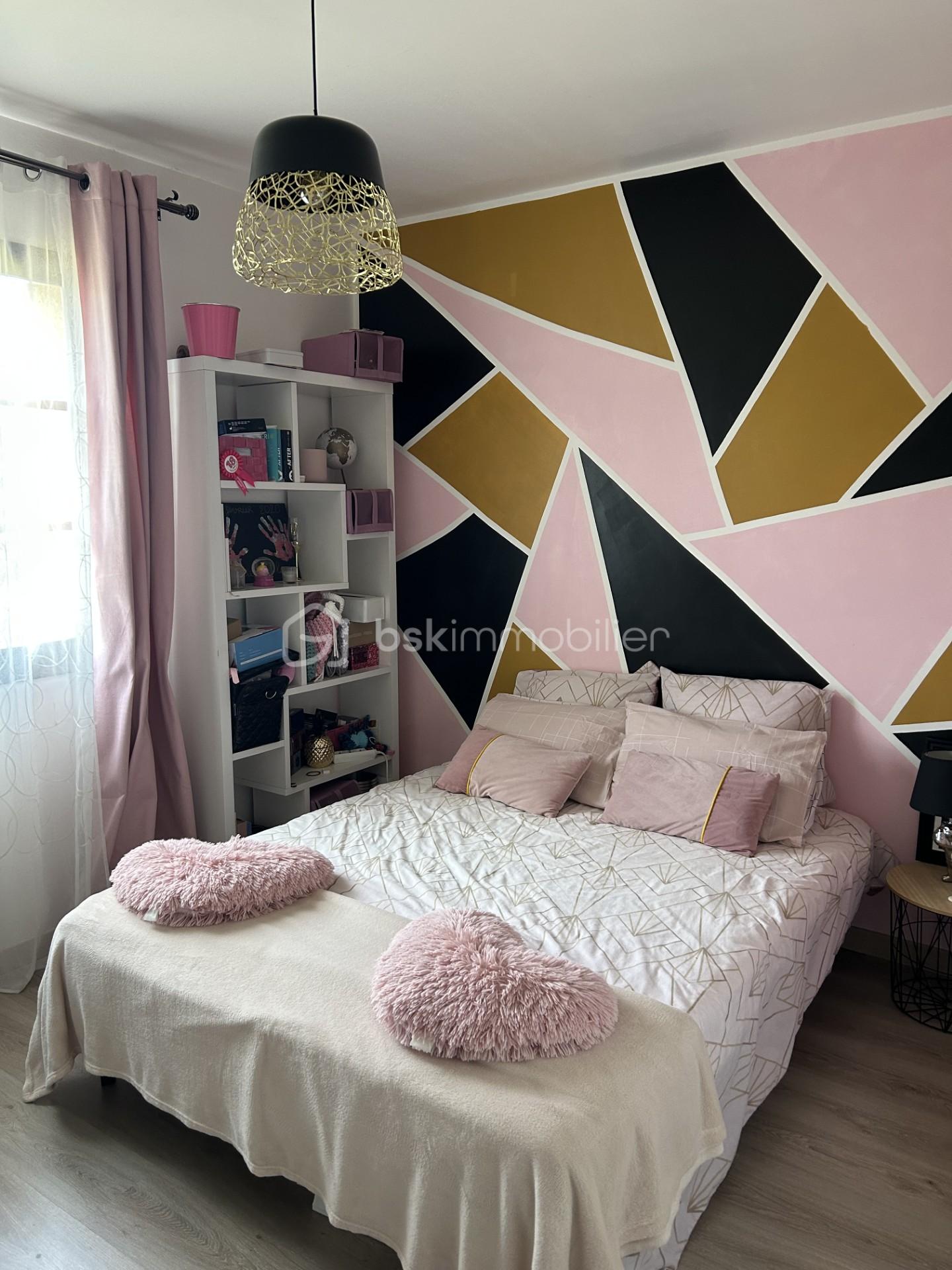 f6d87908-9c24-4d82-825b-58b42763fb2a.jpg