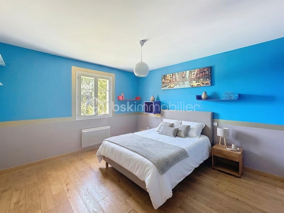 chambre bleue.jpg