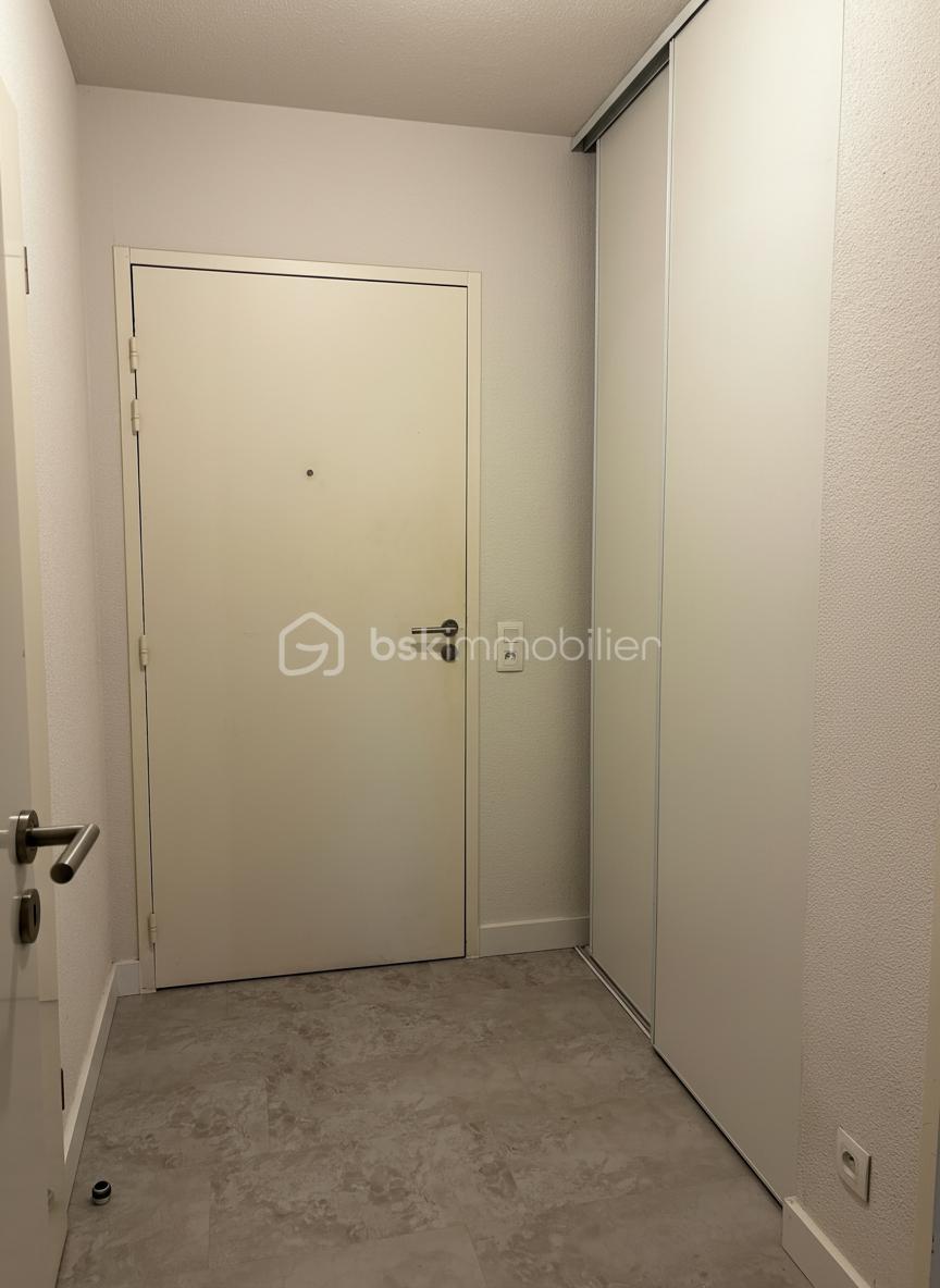 Appartement de 42,50 m² - Entrée.jpg