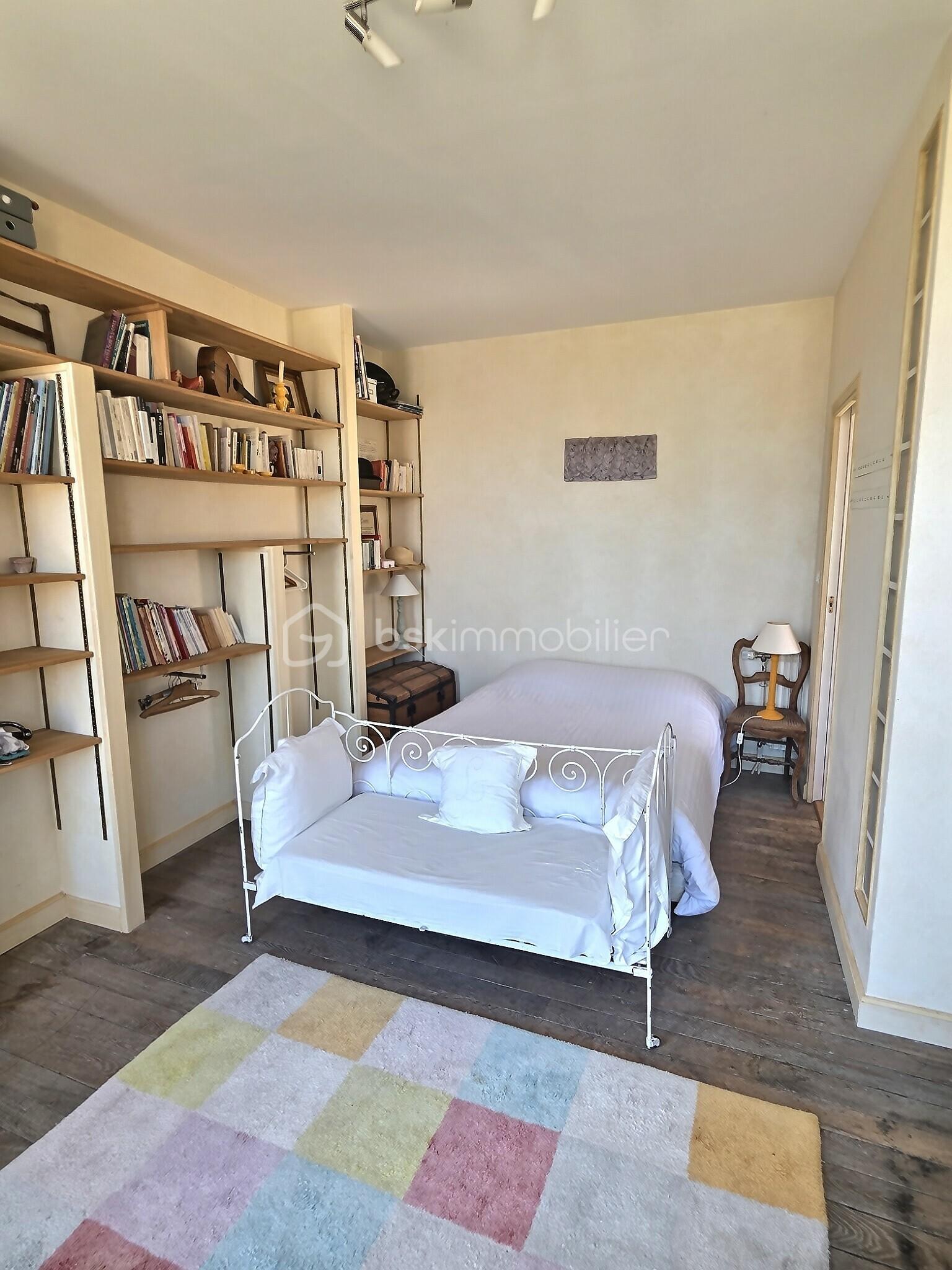 Maison de 266 m² - exposio_132889378.jpg