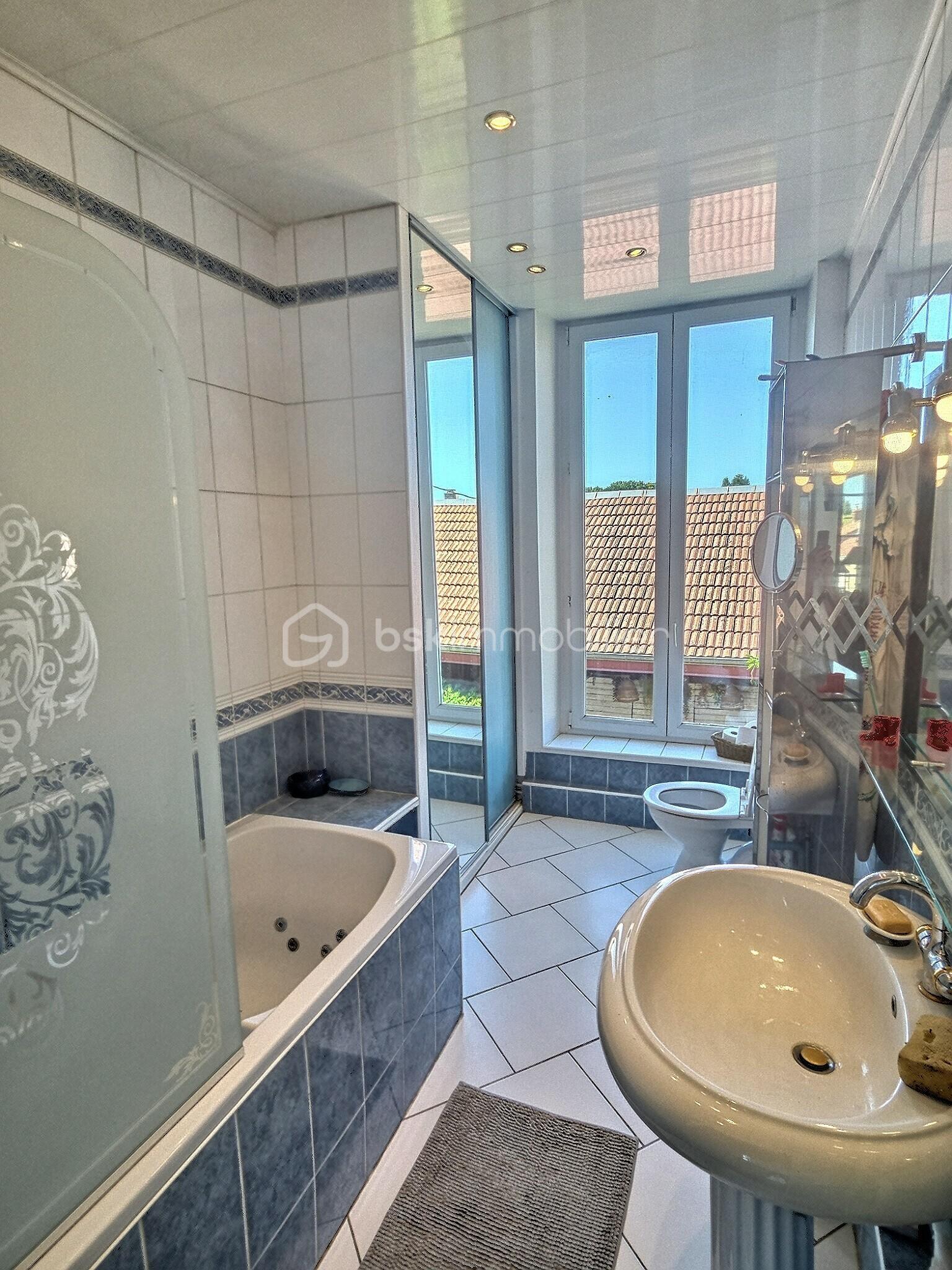 Maison de 266 m² - exposio_132889385.jpg