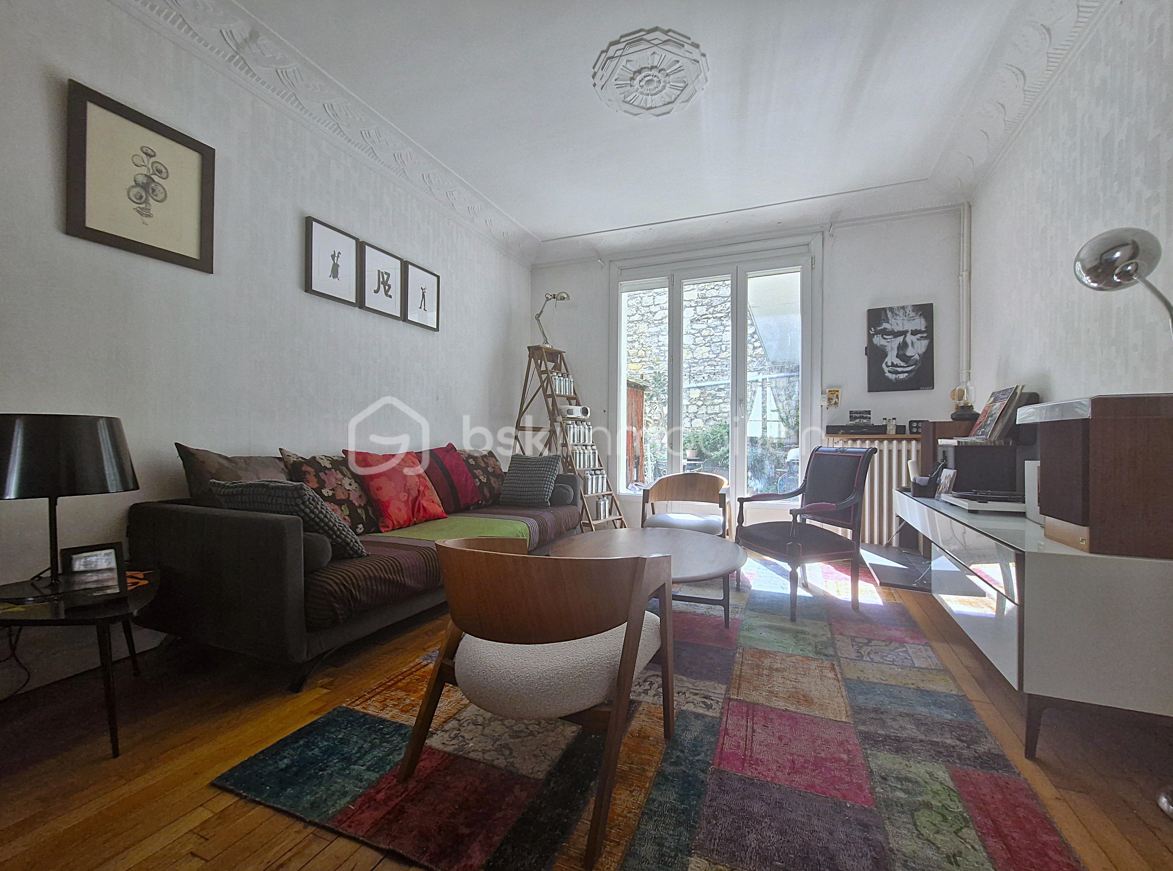 Maison de ville de 147 m² - salon.jpg