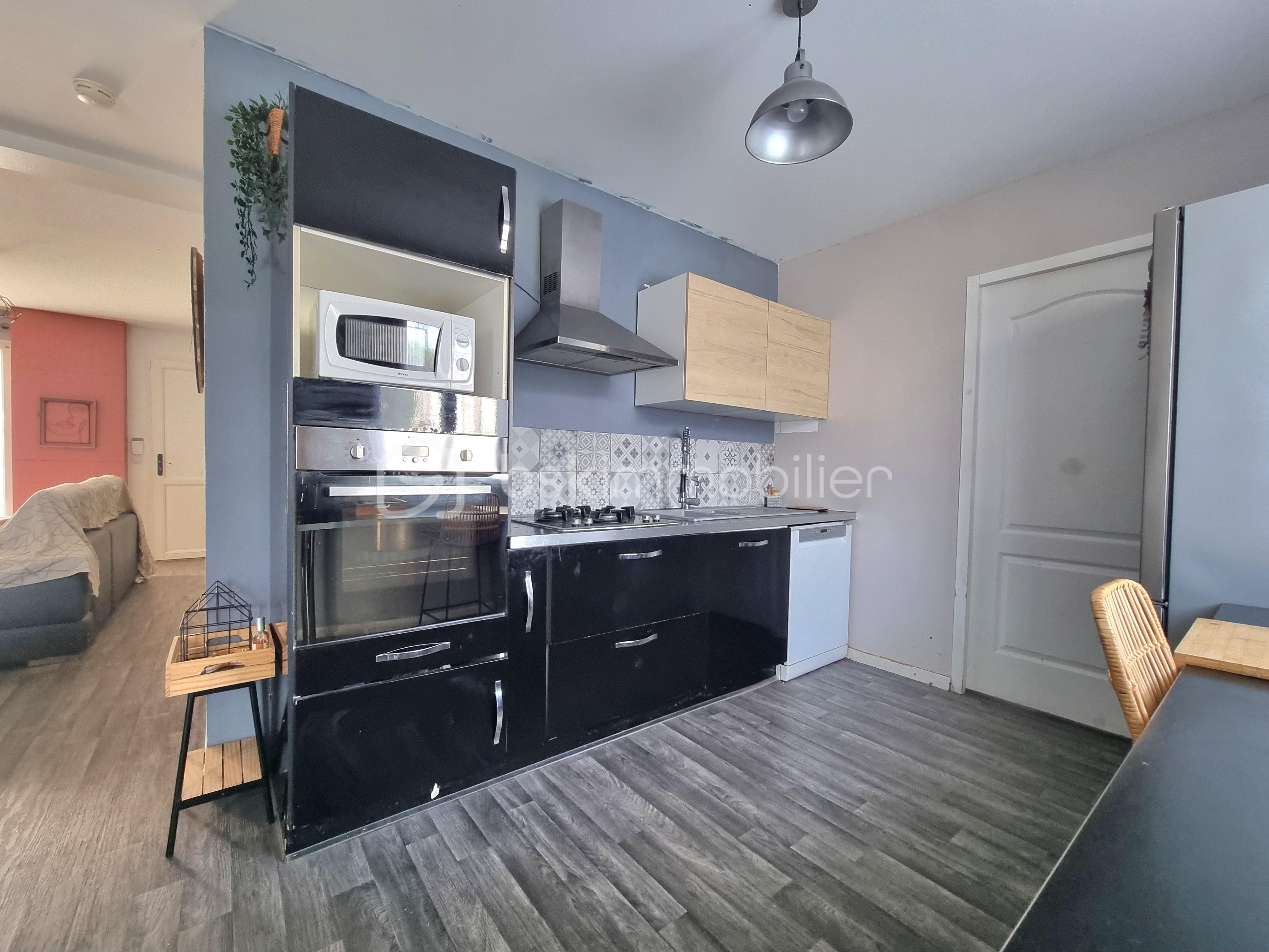 Maison traditionnelle de 98 m² - 20251209_141929.jpg