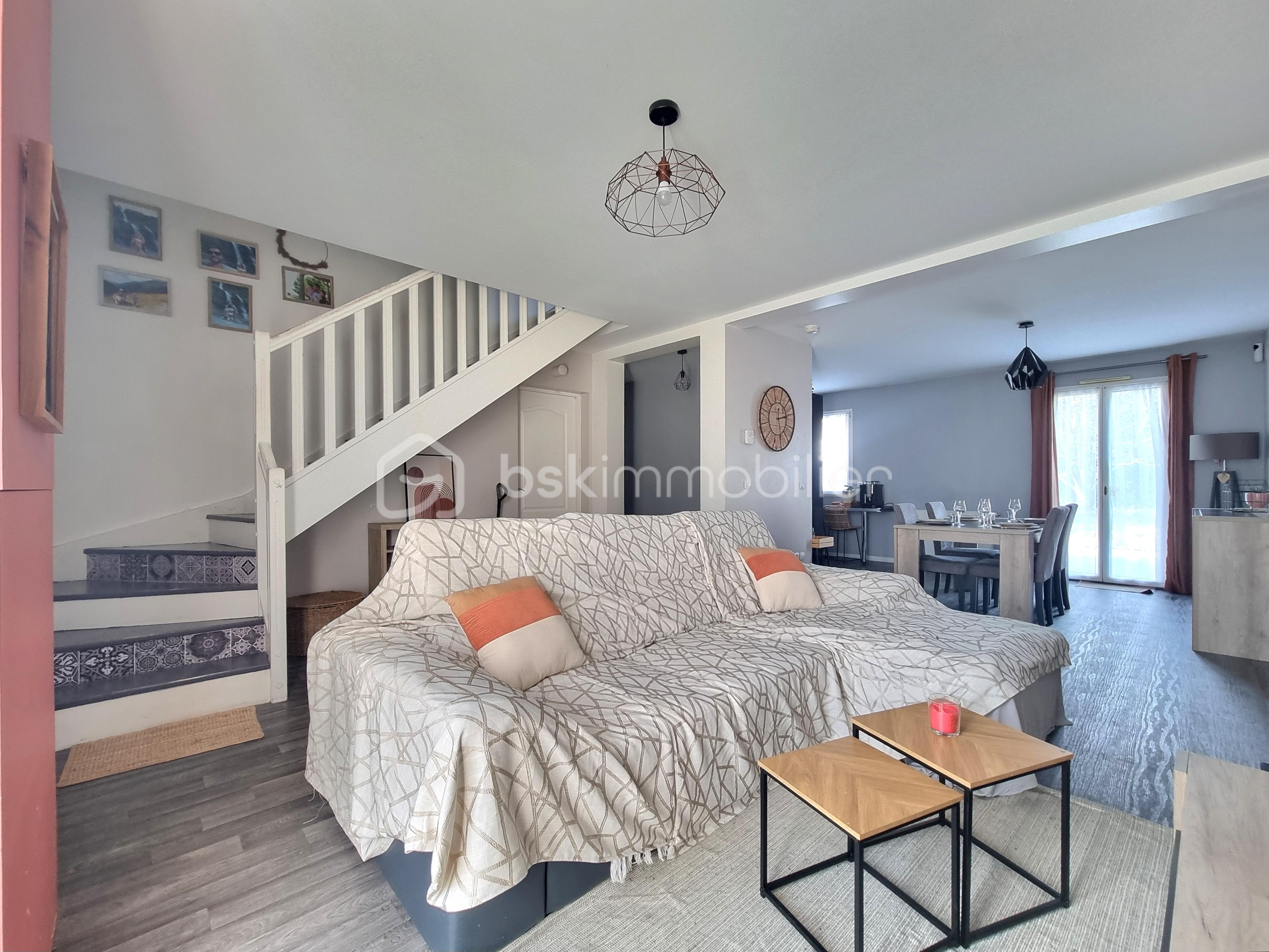 Maison traditionnelle de 98 m² - 20251209_142603.jpg