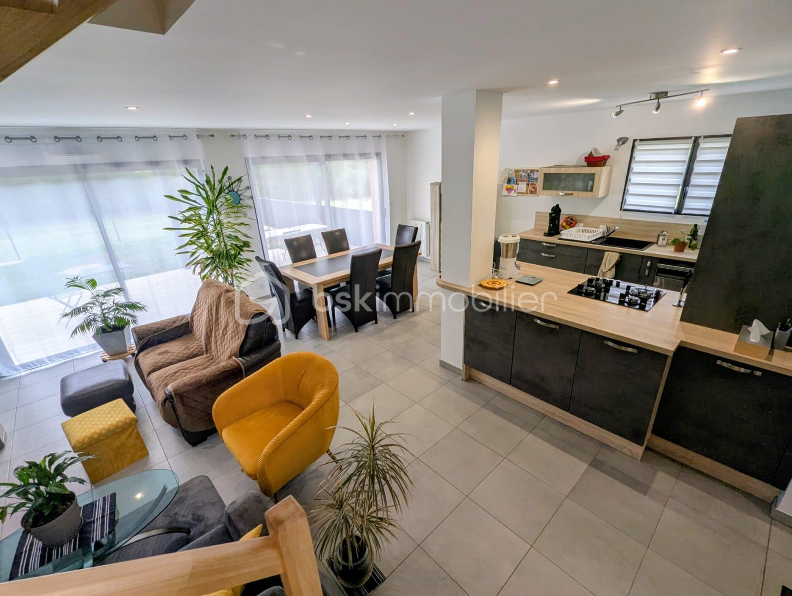 Maison 4 pièces 96 m² · à Fougeres · 96 m² · 275 500 €