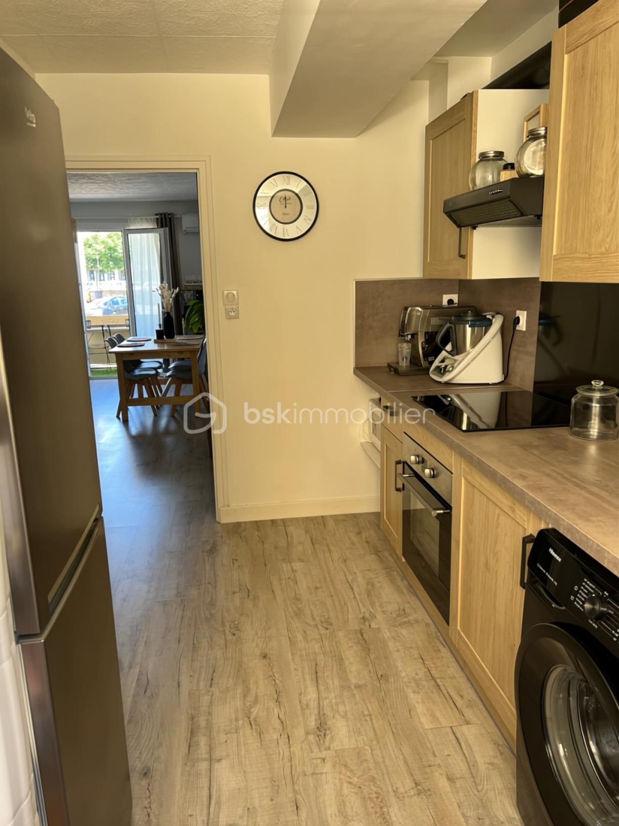 Appartement de 60 m² - photo cuisine 1 modifiée.png