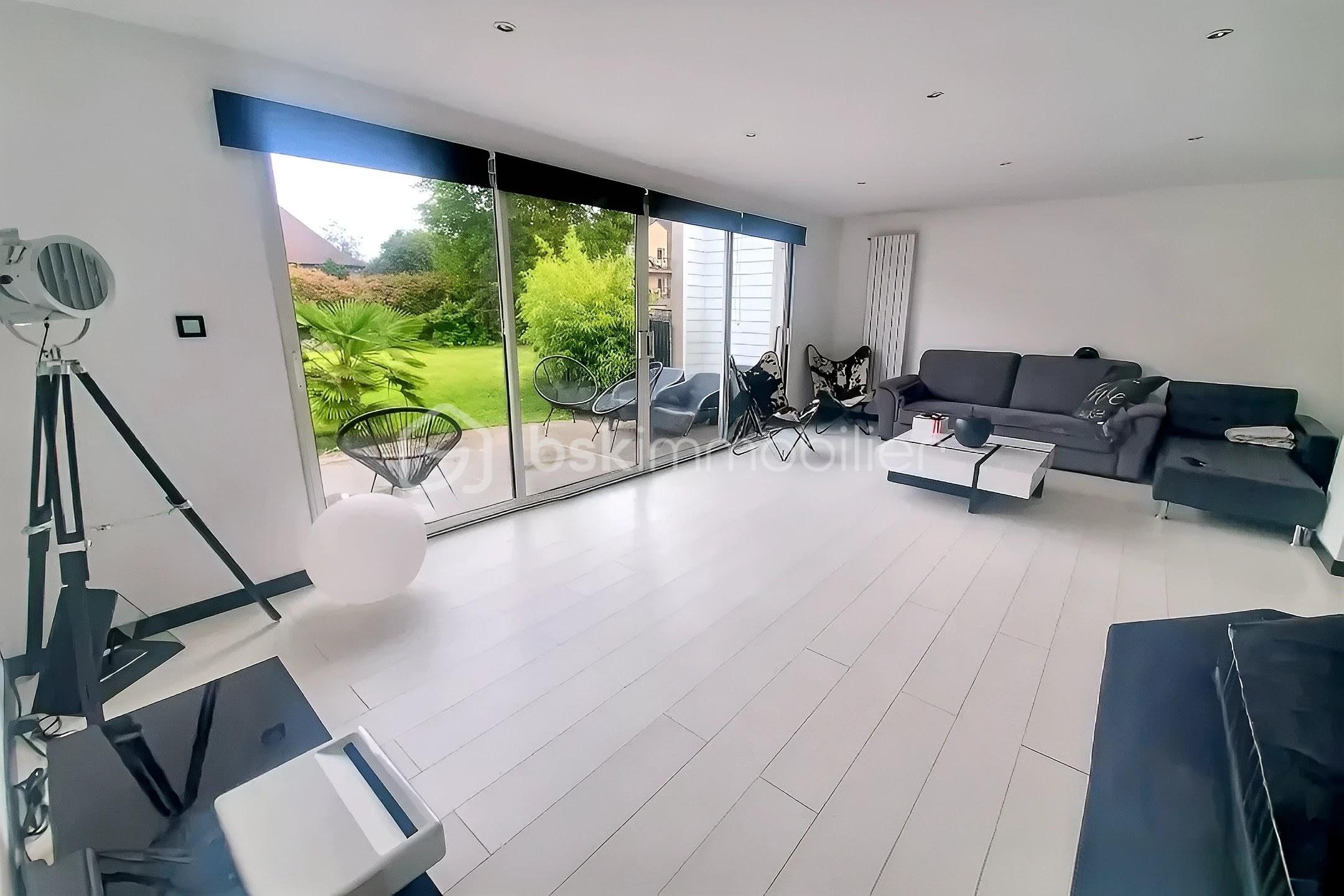 SOUCHEZ IG OK SALON v jardin ~2.jpg