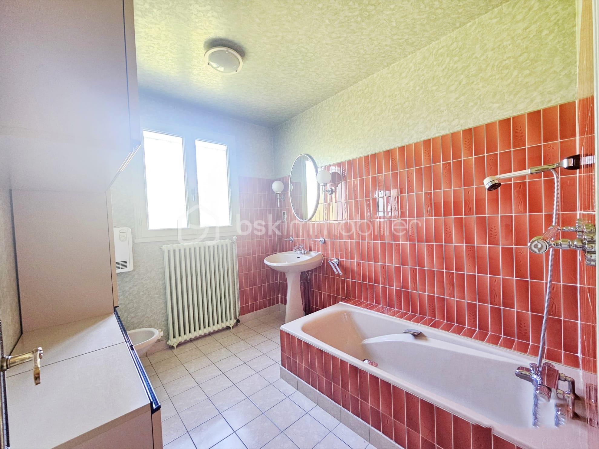 Maison traditionnelle de 80 m² - WhatsApp Image 2025-09-25 at 20.38.17 (4).jpeg