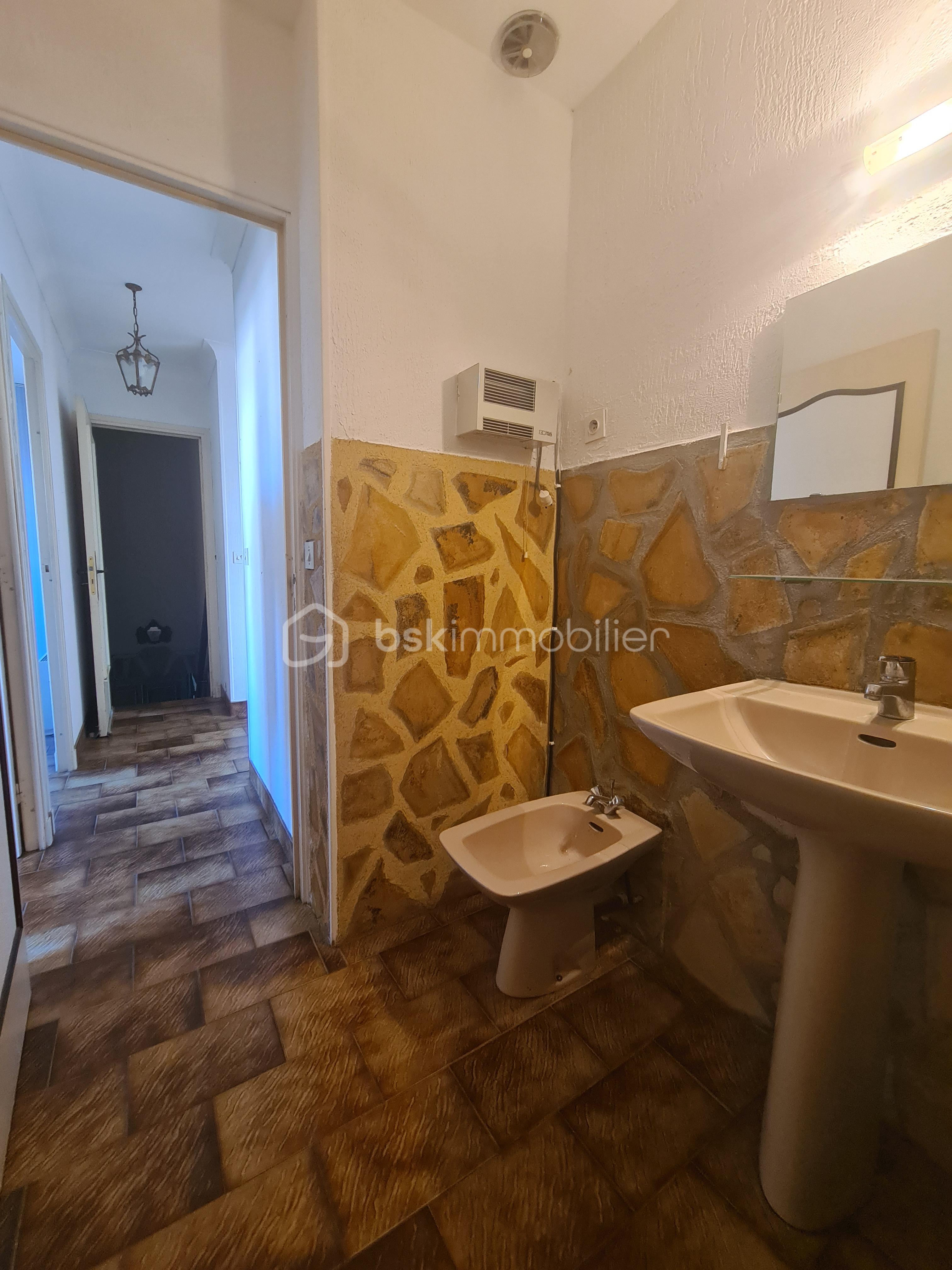 Maison de village de 104 m² - 20240305_142302.jpg