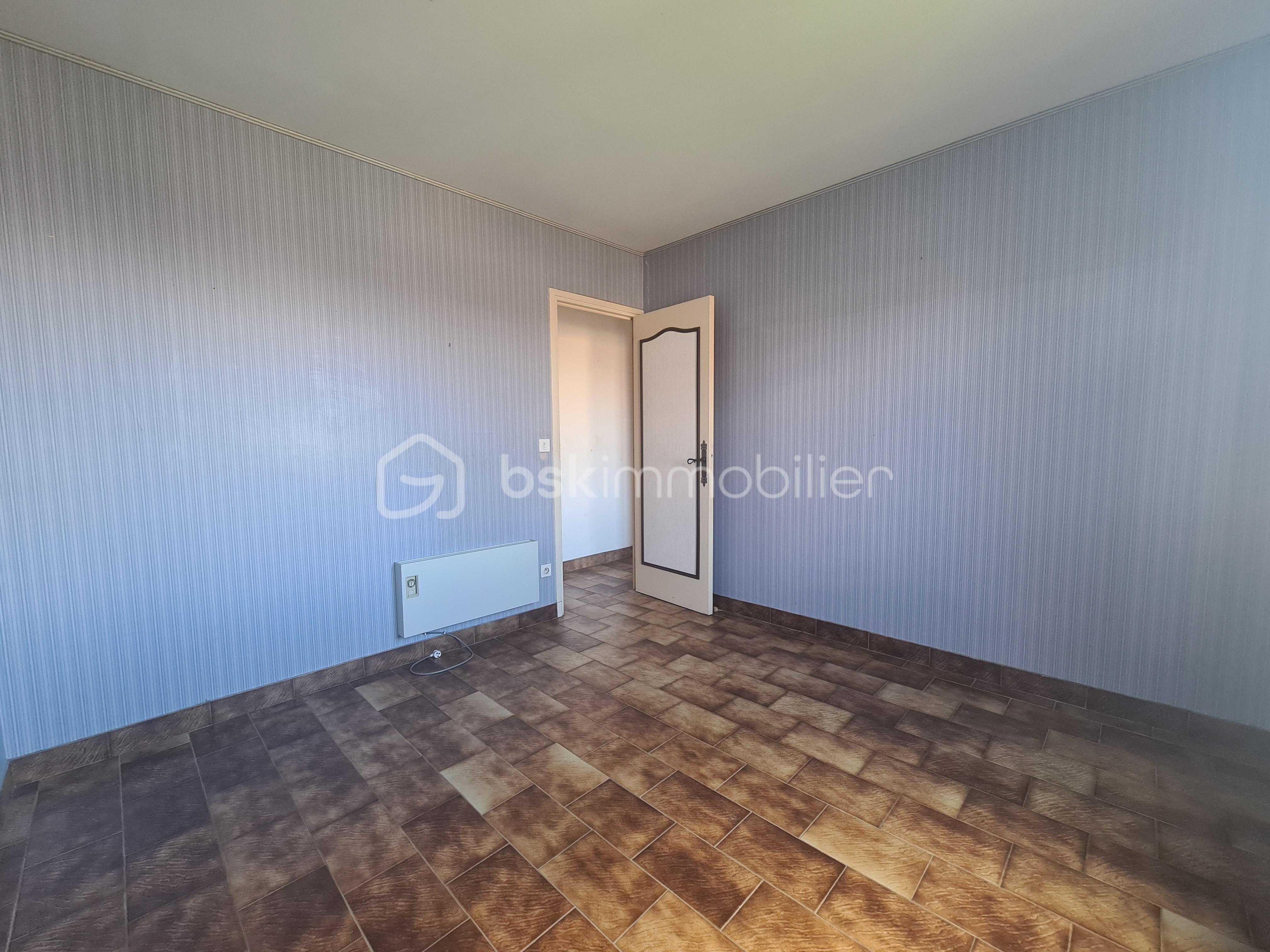 Maison de village de 104 m² - 20240305_142203.jpg