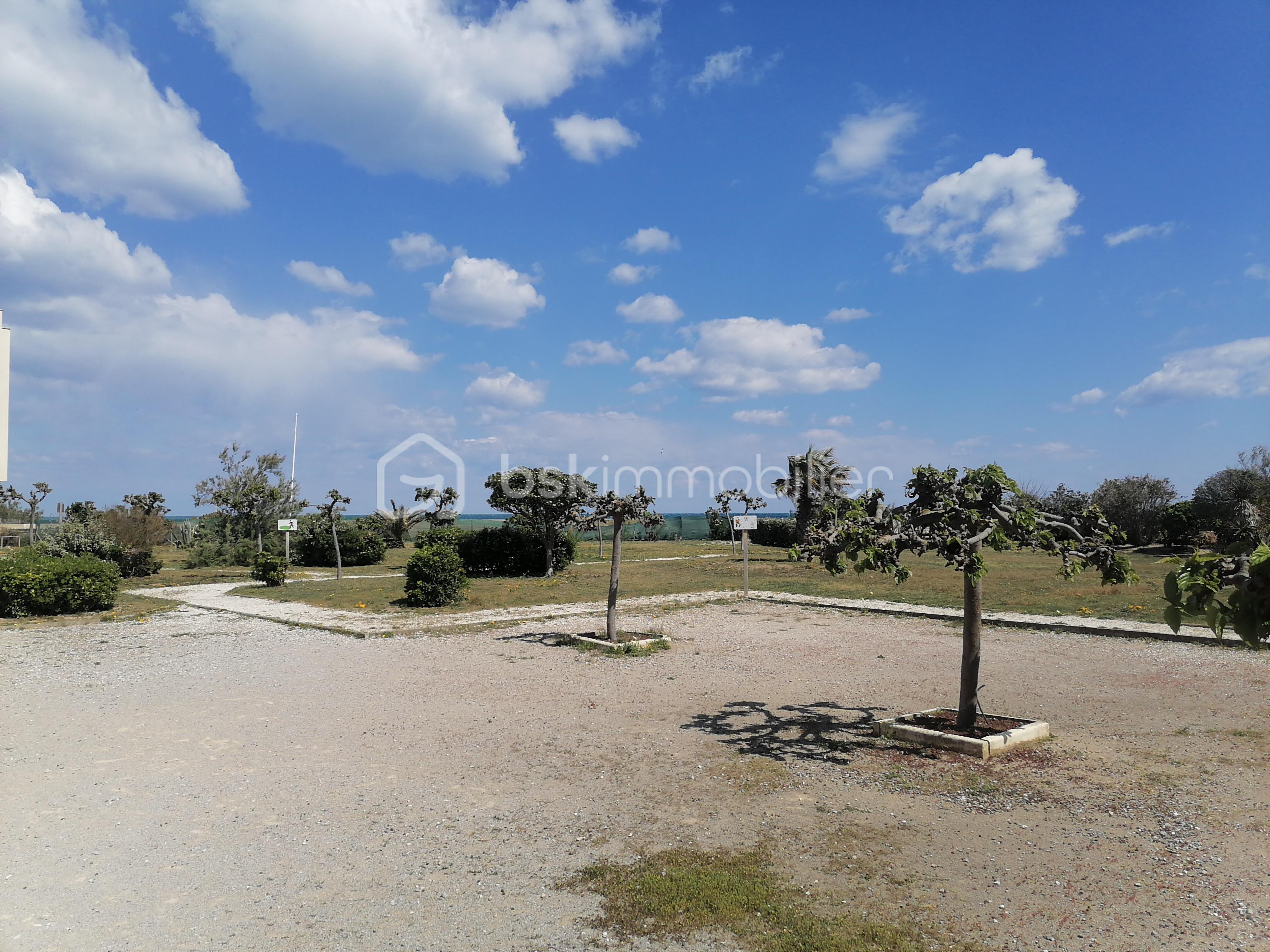 Appartement de 48 m² - jardin.jpg