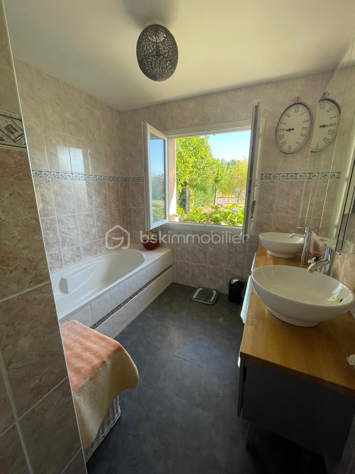 Maison de 144 m² - WhatsApp Image 2025-08-13 à 07.18.17_6925e3f8.jpg