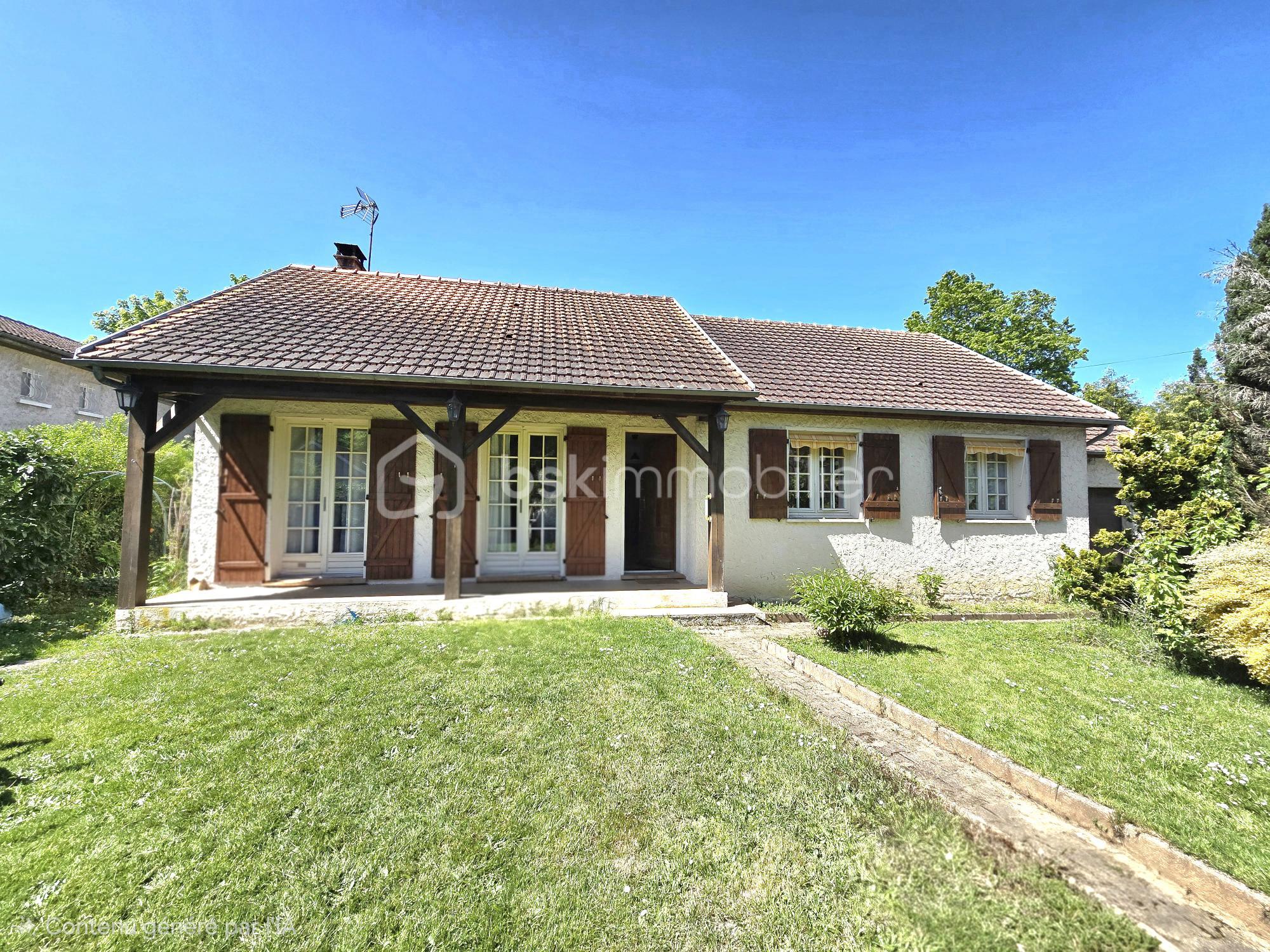 Maison 5 pièces 107 m² · à Randan · 107 m² · 160 000 €