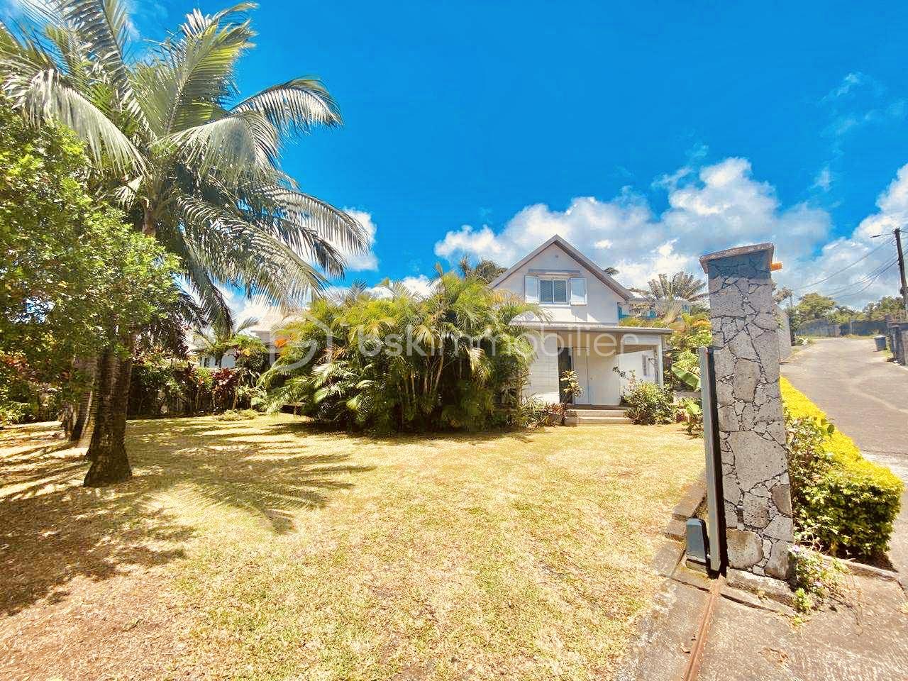 Maison contemporaine de 126 m² - att.XhAcFkWedWGNNcB5LdysTsm4JBjlude_eblomcLL9GQ.jpeg