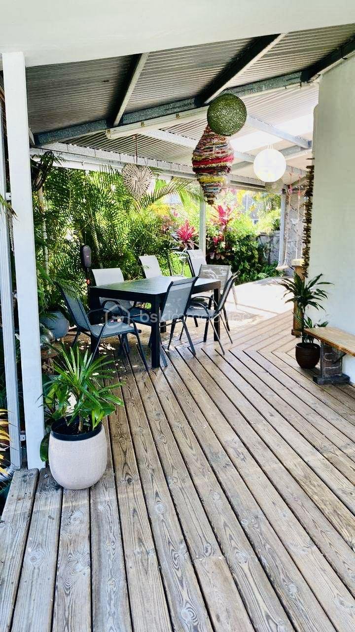 Maison contemporaine de 126 m² - att.6-rQJh9UKt28QlFVYgGkIqOLZ2k-F6x1MtjMLhtsoGM.jpeg