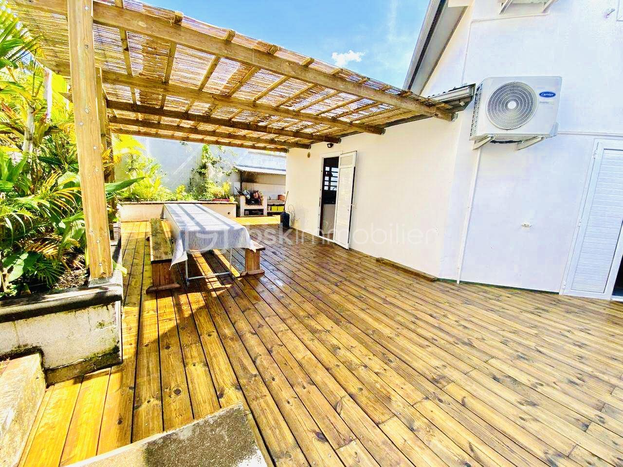 Maison contemporaine de 126 m² - att.aXJf0VMfBEo4imiLnRNH5RZdEiG5sNgnH_dnuXfGd0E.jpeg