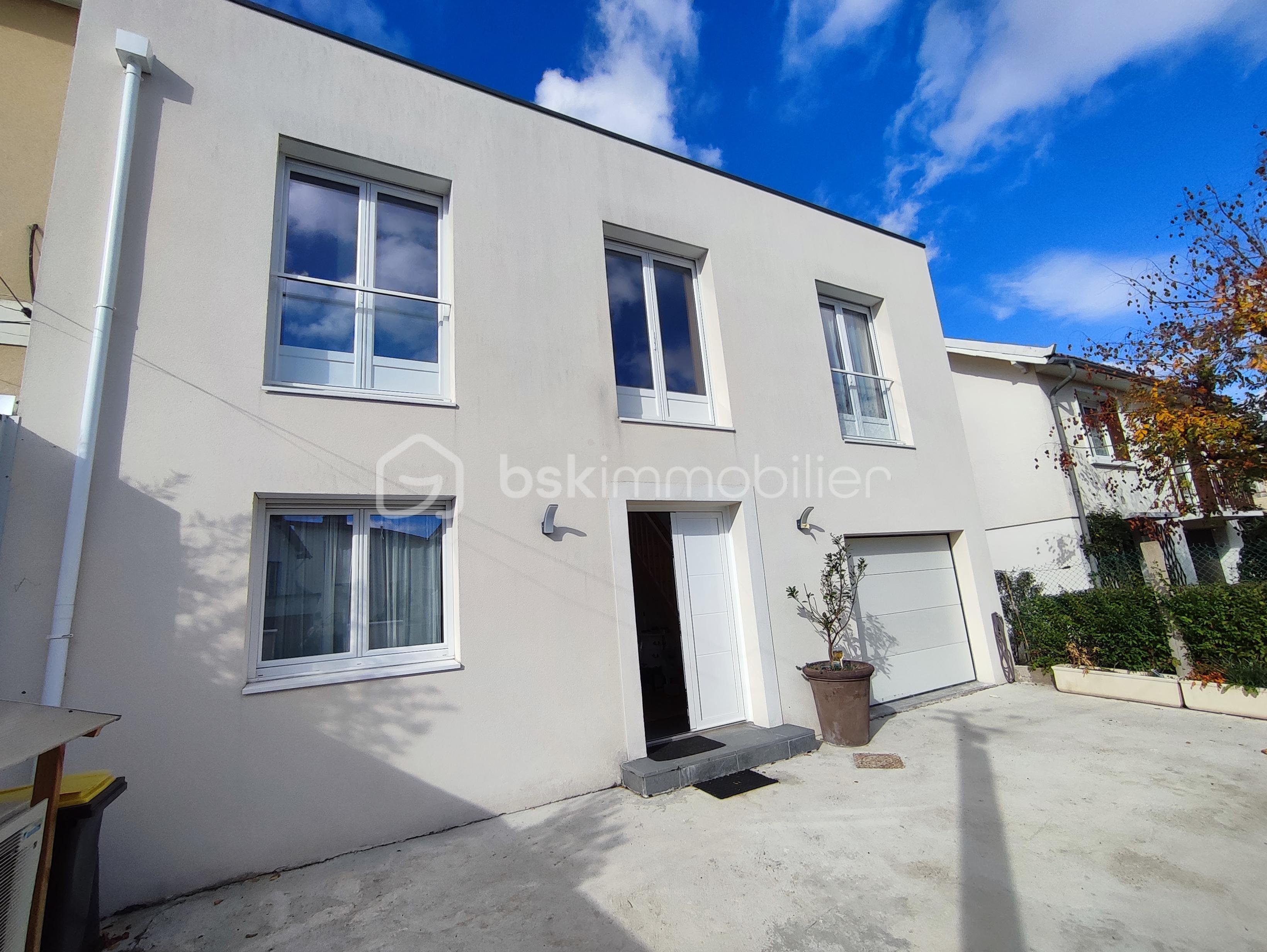 Pavillon de 164,98 m² - IMG_20251024_133723.jpg