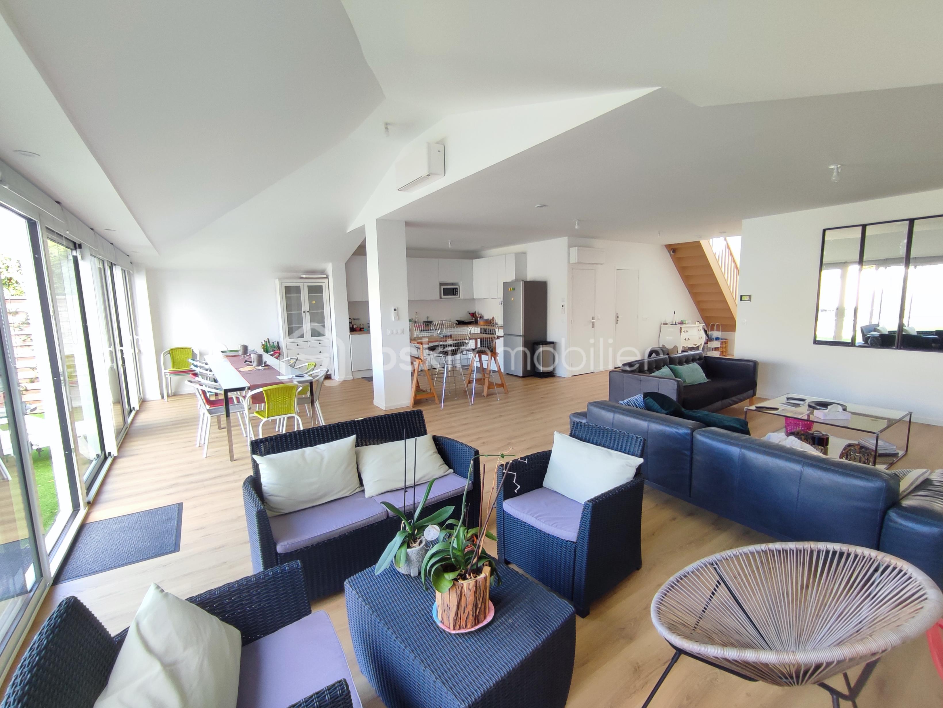 Pavillon de 164,98 m² - IMG_20251024_132936.jpg