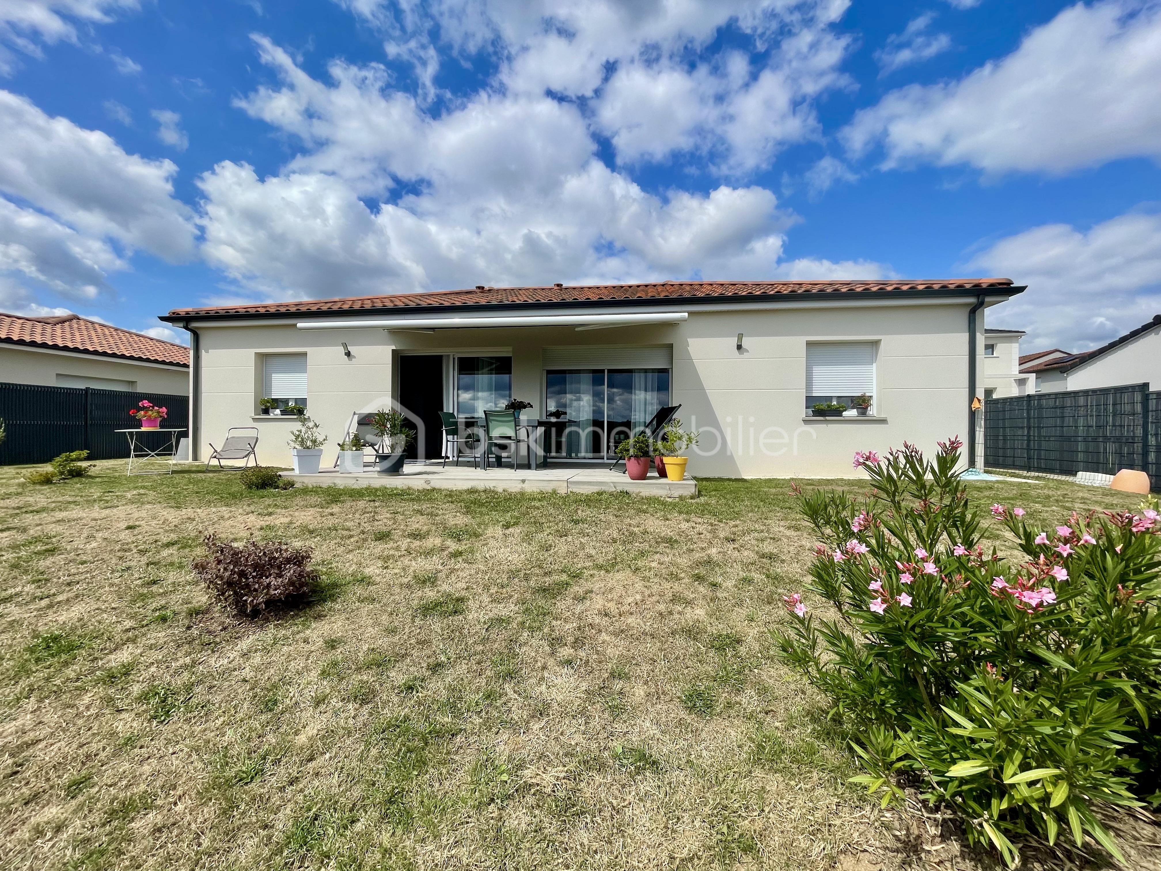 Pavillon de 107,80 m² - Exterieur.2.jpg