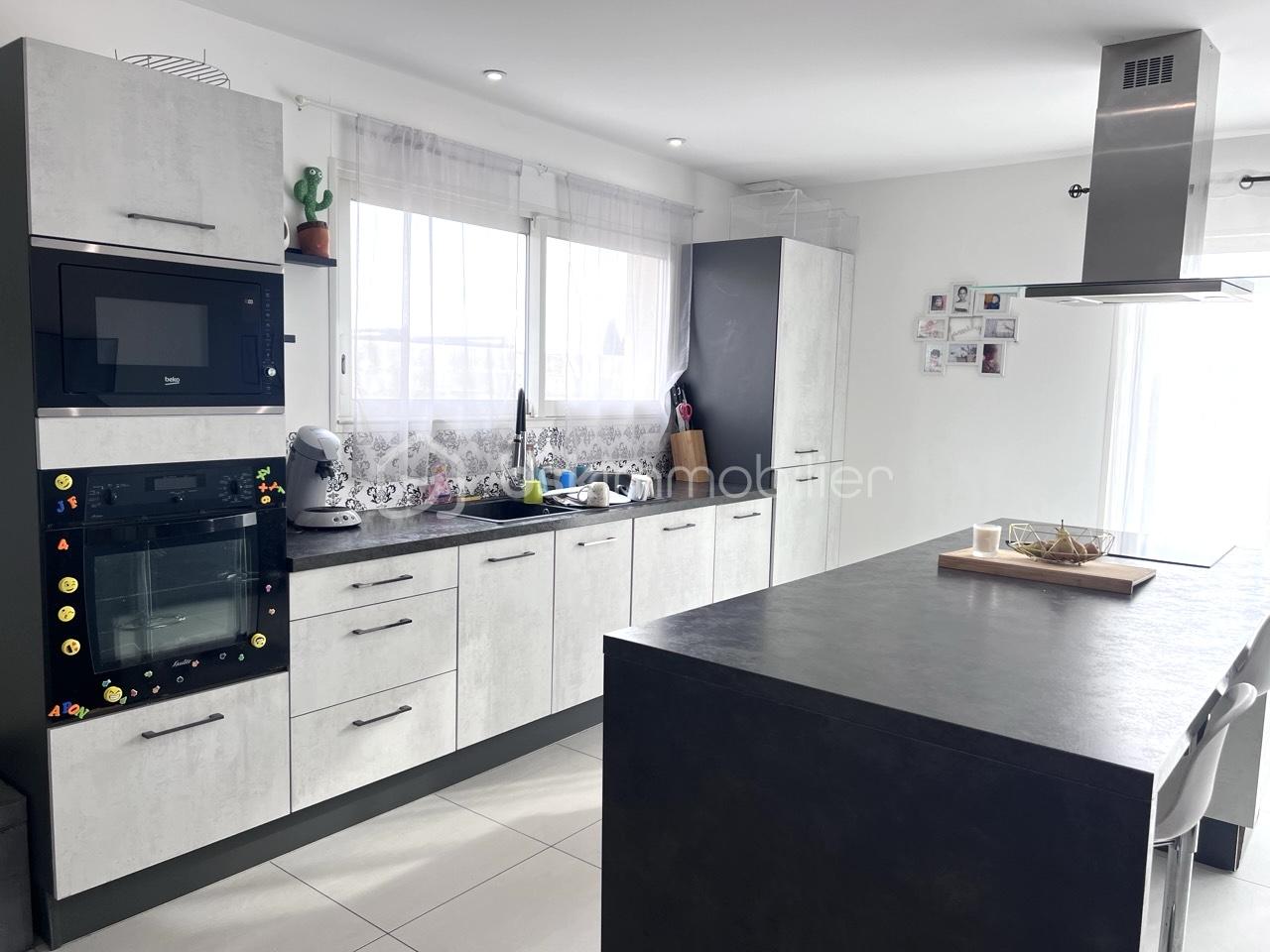 Bastide de 92 m² - cuisine.jpeg