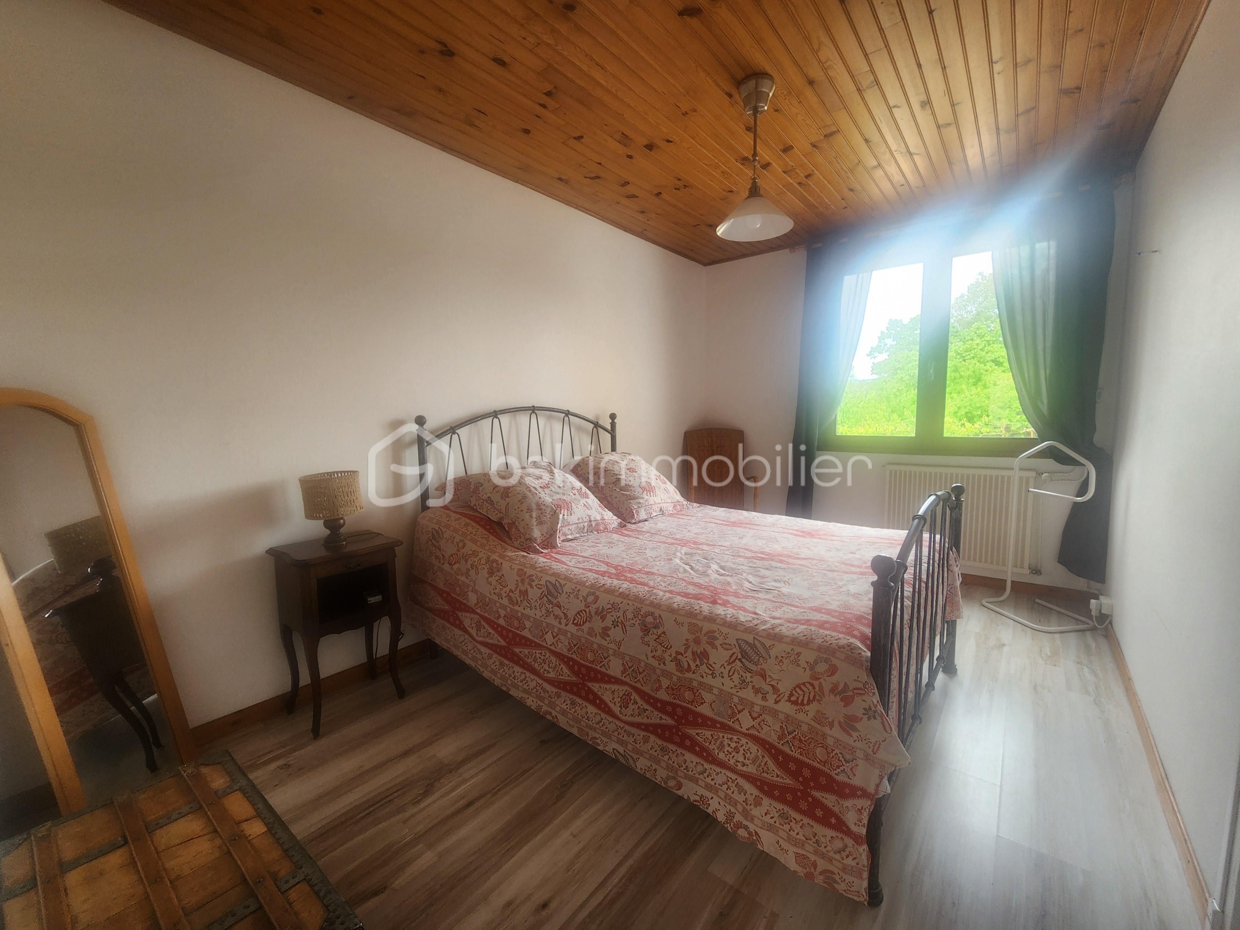 Maison traditionnelle de 114 m² - Chambre 1.jpg