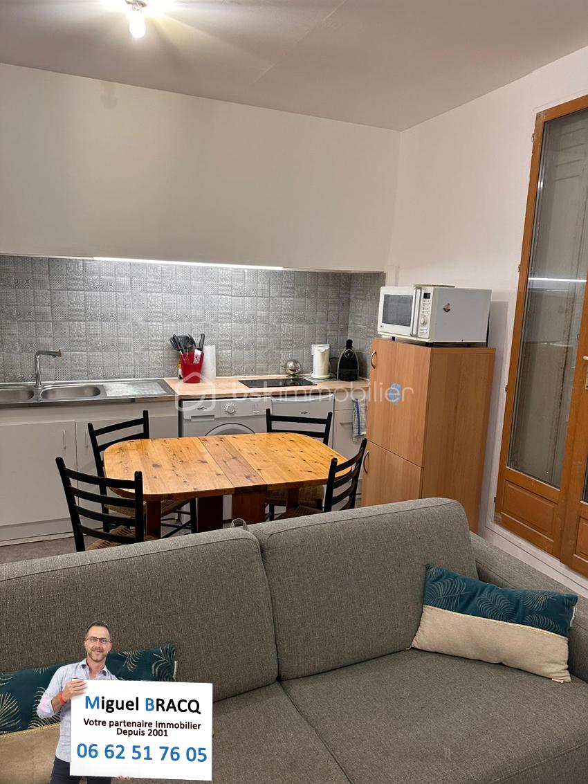 Immeuble de 120 m² - 035e0a21-426c-44a1-932a-3041497627d8.jpg