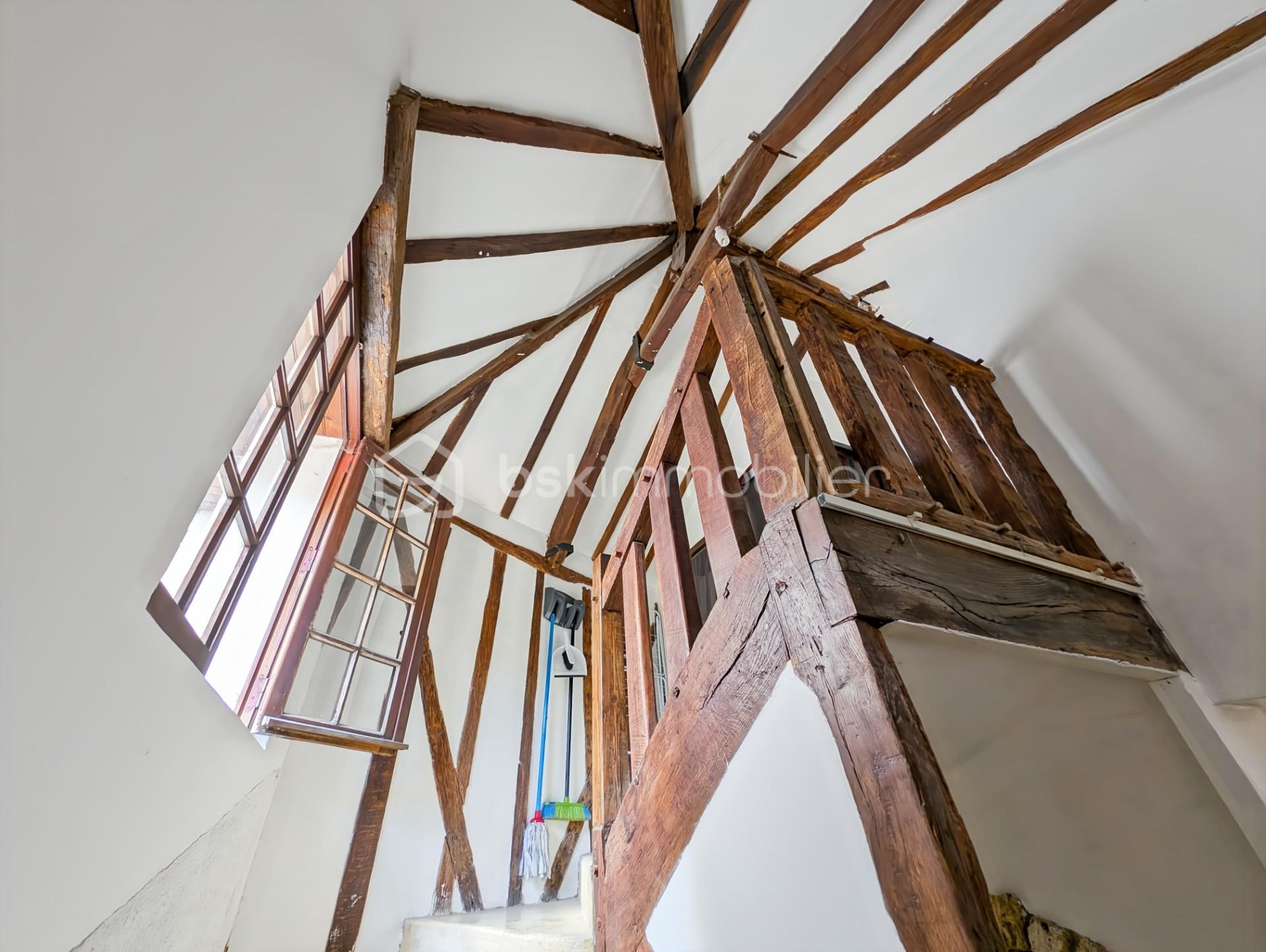 Appartement de 52 m² - Cage d 'escalier.jpg