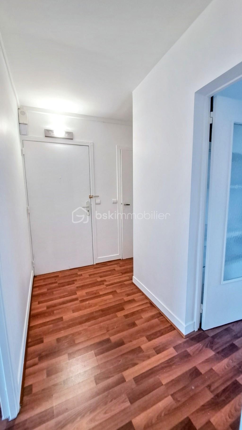 Appartement de 52,20 m² - ENTREE 3.jpg