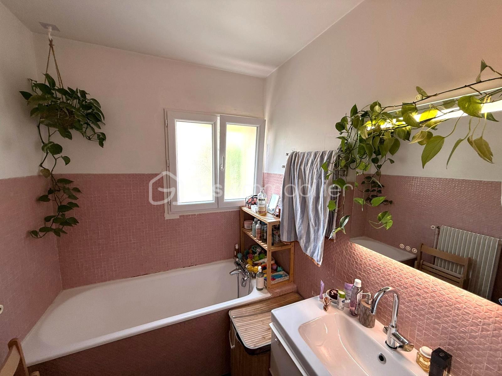 Photo salle de bains annonce combessie.jpg