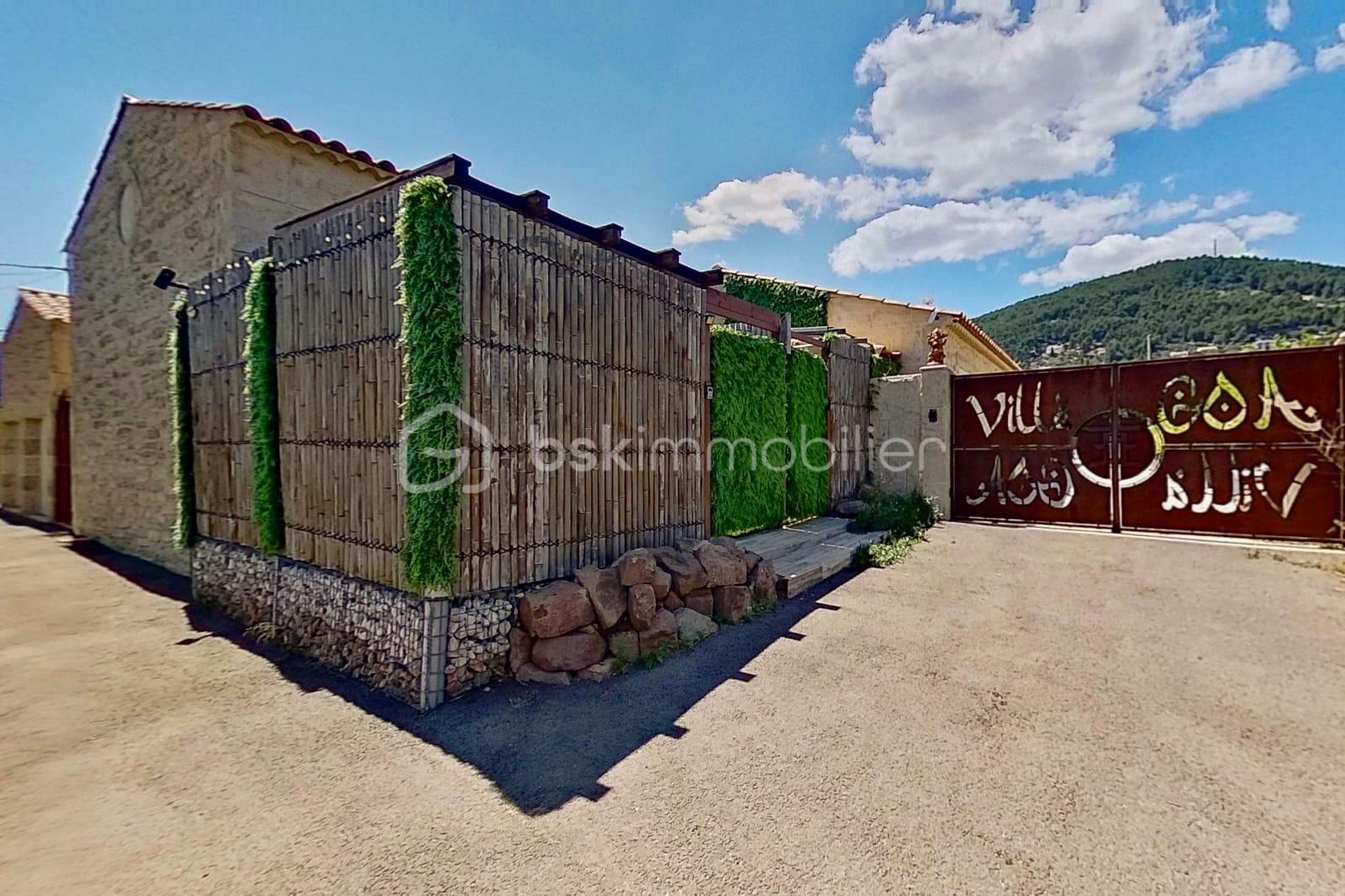 Maison de 254 m² - PHOTO-2025-07-16-13-17-01.jpg