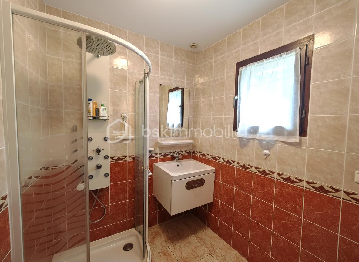 Maison traditionnelle de 105 m² - SDE.jpg