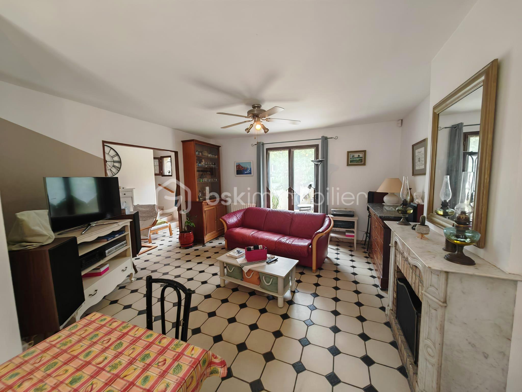 Maison traditionnelle de 105 m² - salon2.jpg