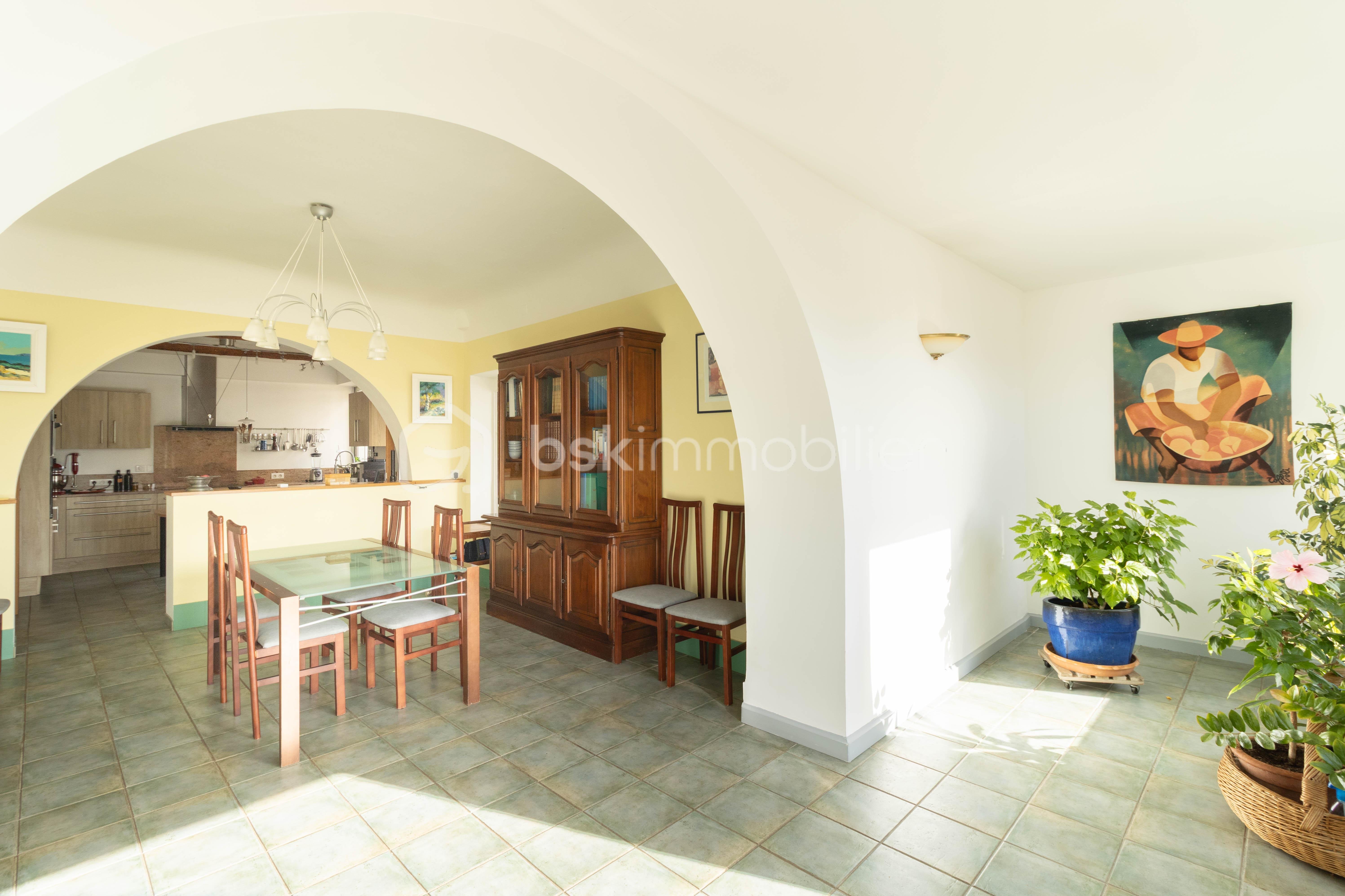 Propriete de 255 m² - séjour vue 3.jpg