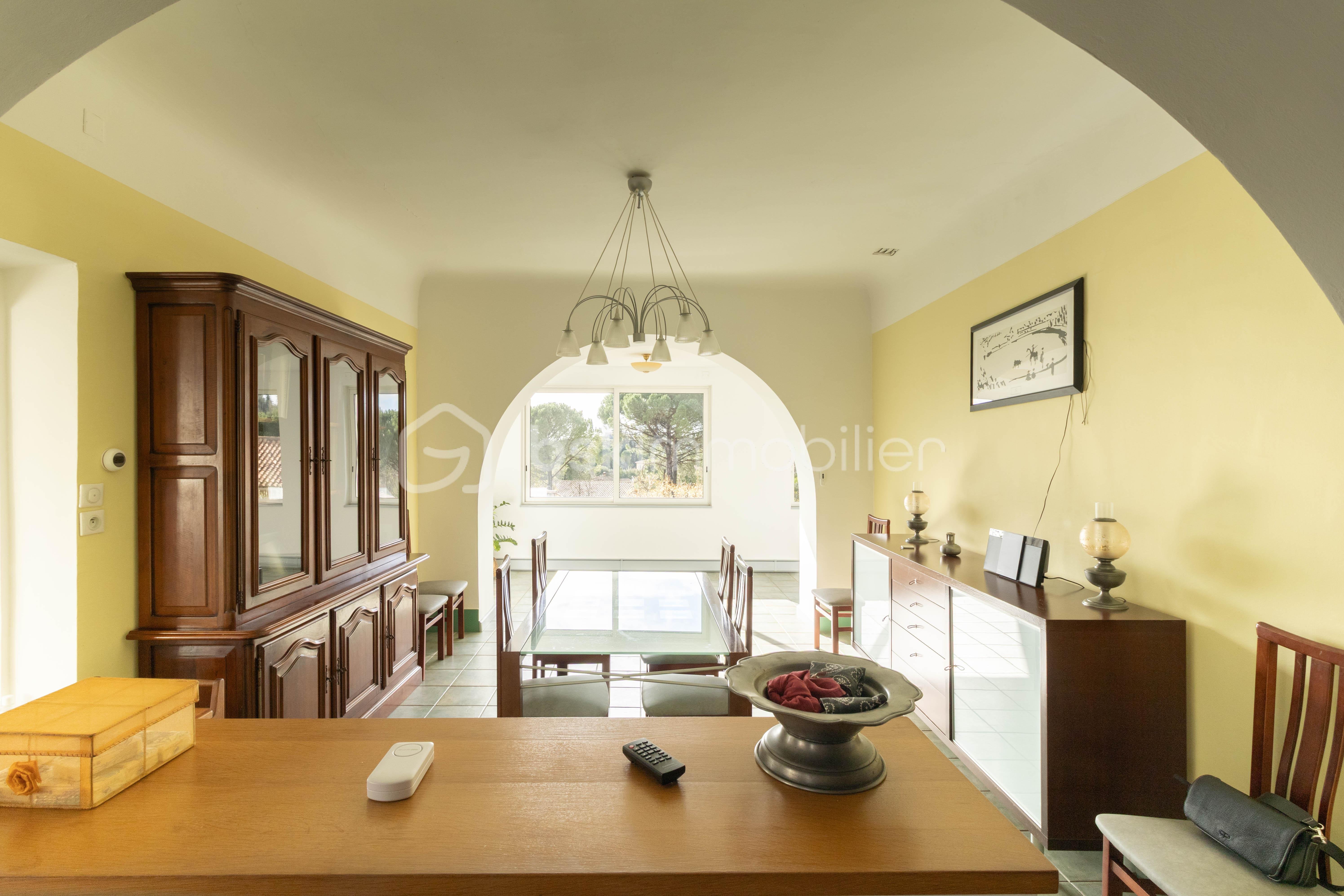 Propriete de 255 m² - séjour vue sud.jpg