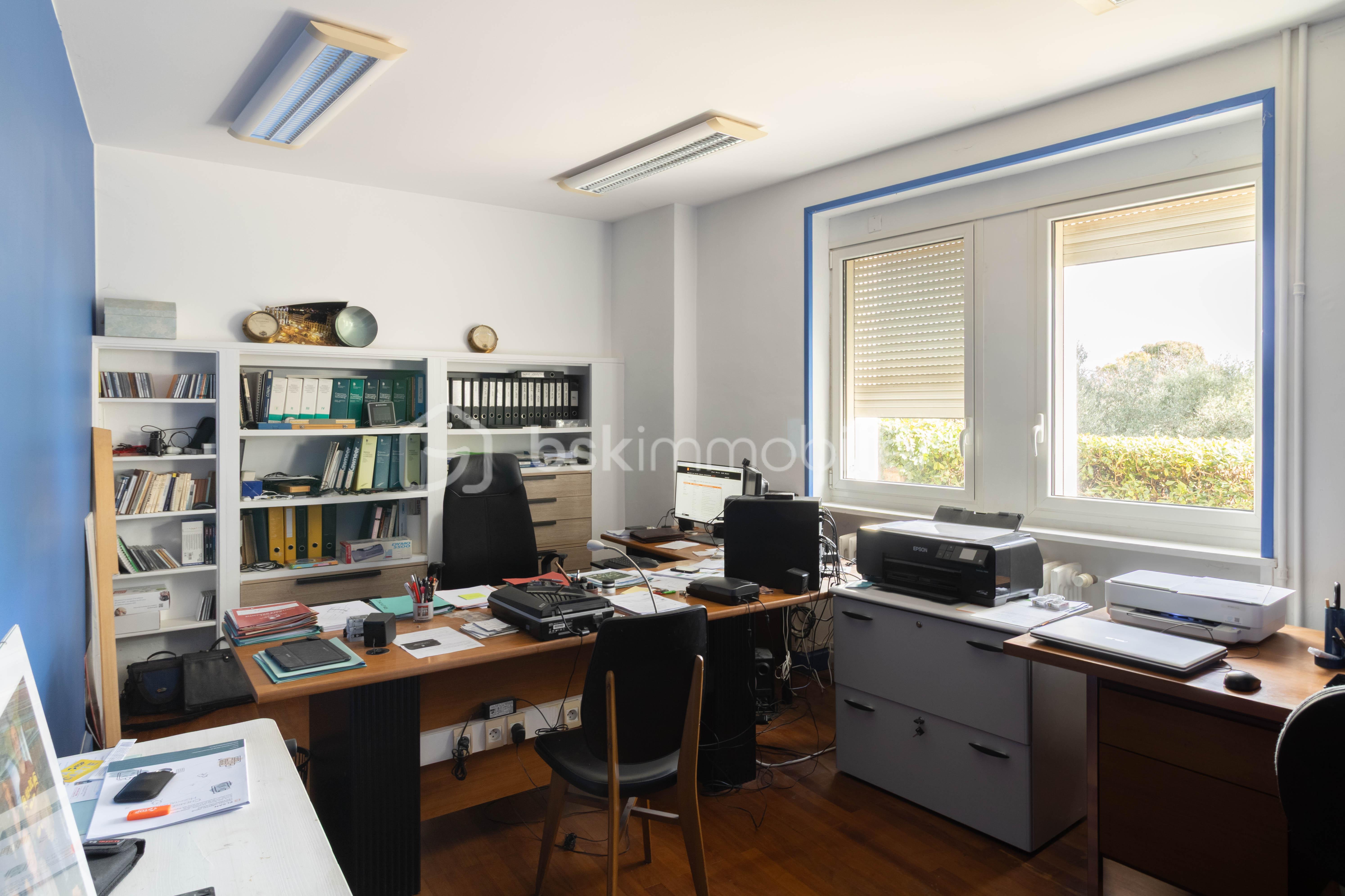 Propriete de 255 m² - 1er bureau.jpg