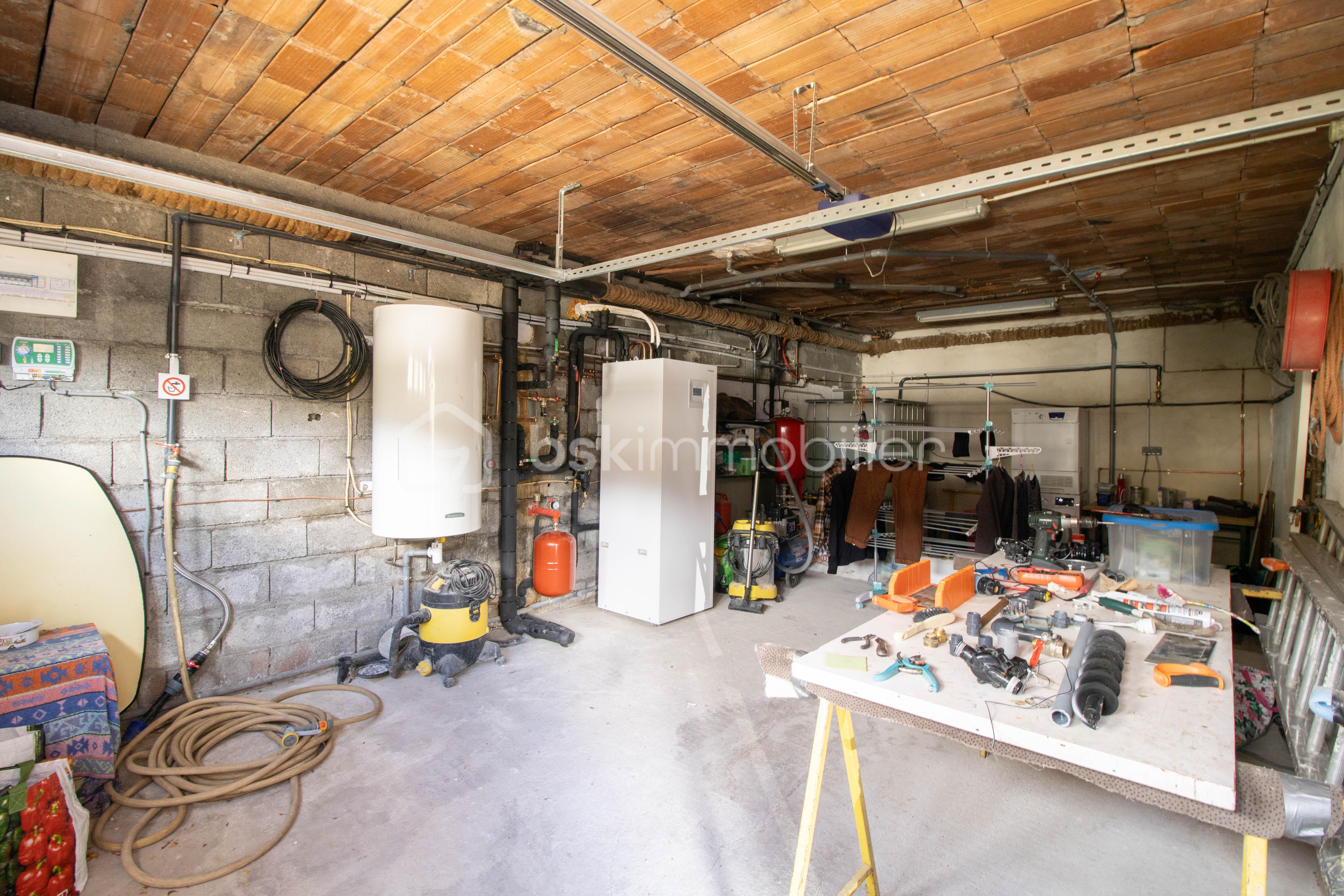 Propriete de 255 m² - rdc garage 2.jpg