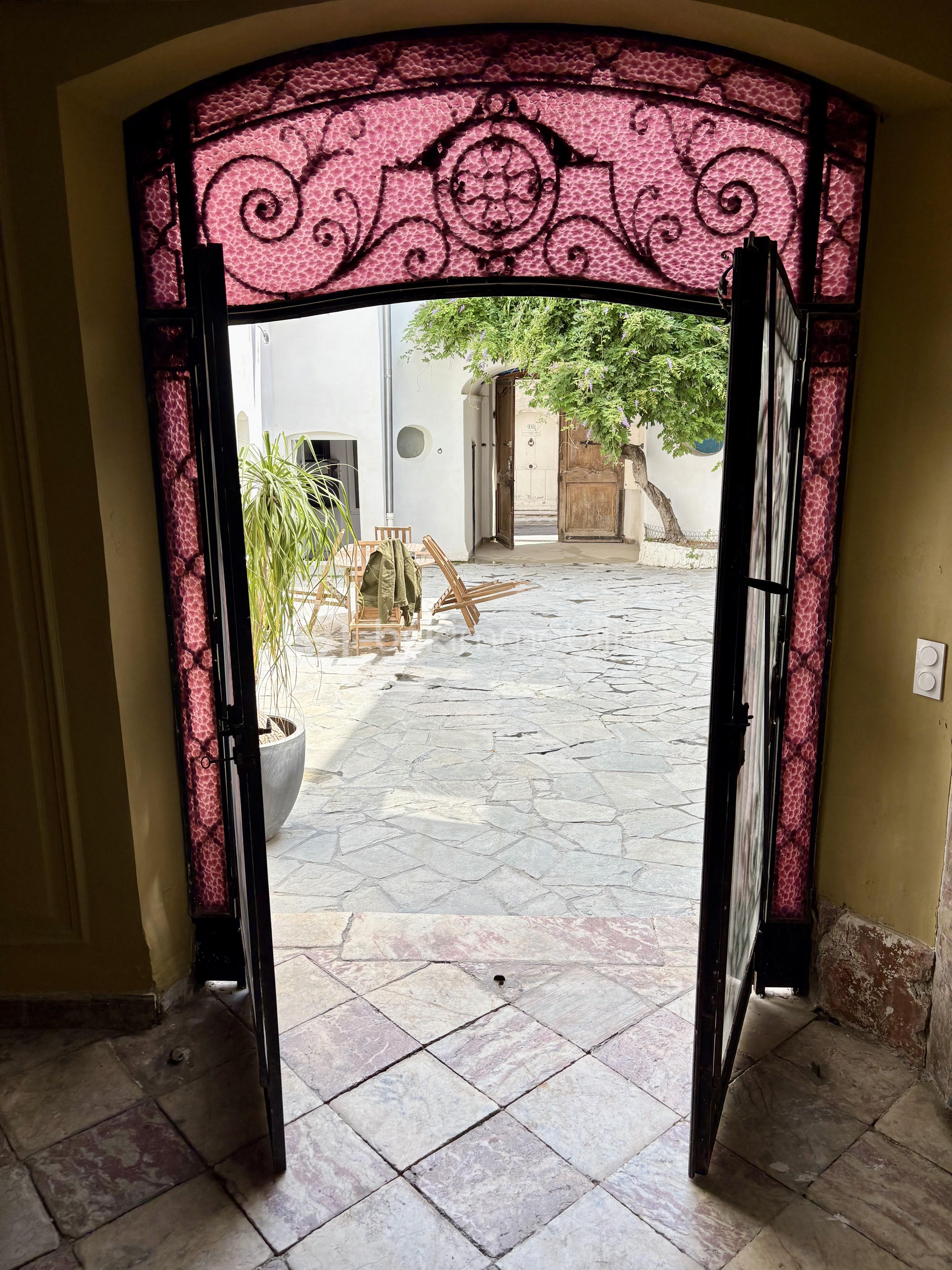 Maison de maitre de 485 m² - image00001.jpeg