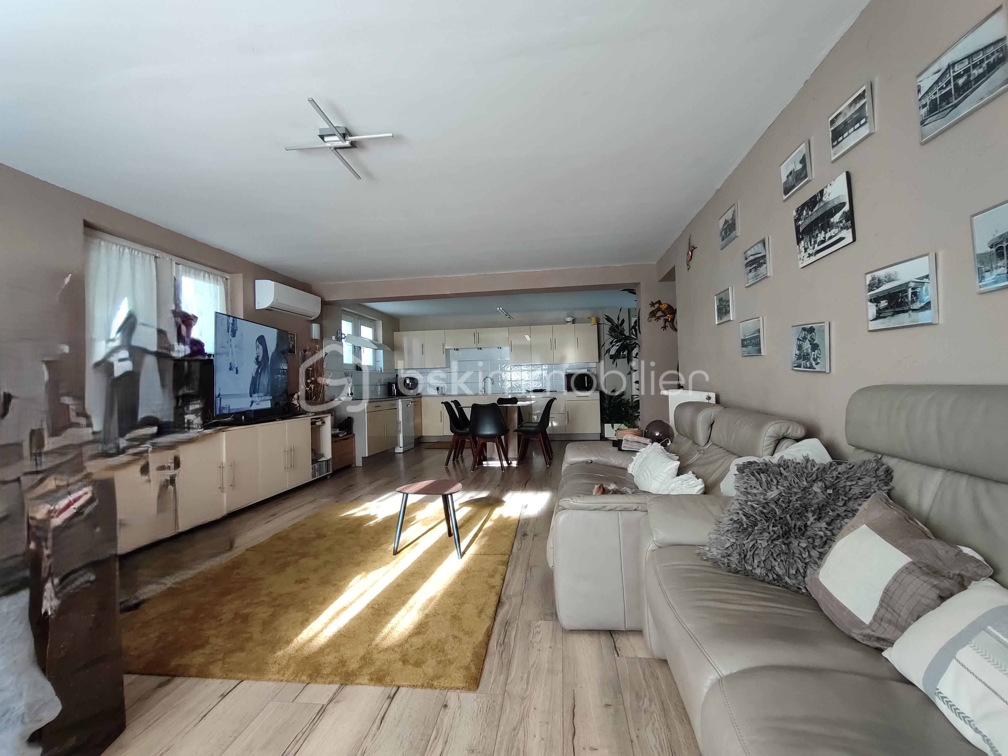 Maison de 256 m² - 2.jpg