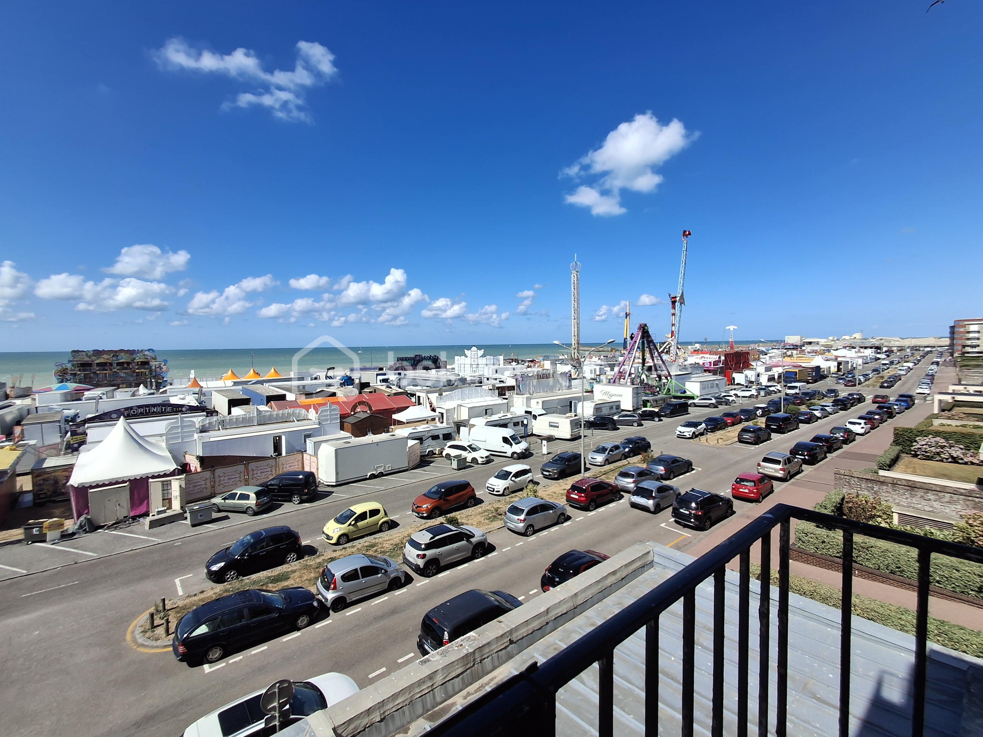 Vue du balcon côté jetée.png