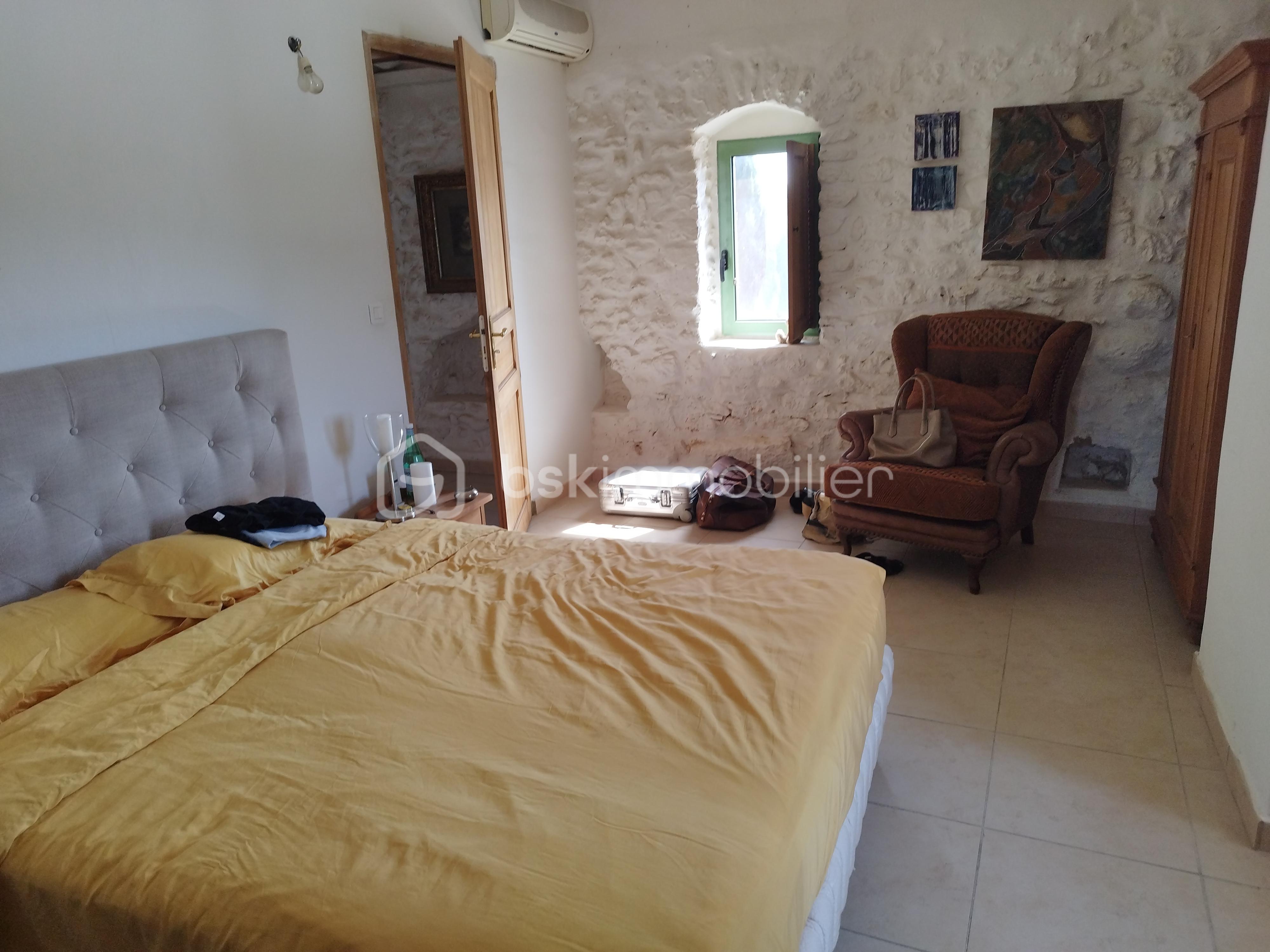 Maison de 402 m² - 1758184984458.jpg