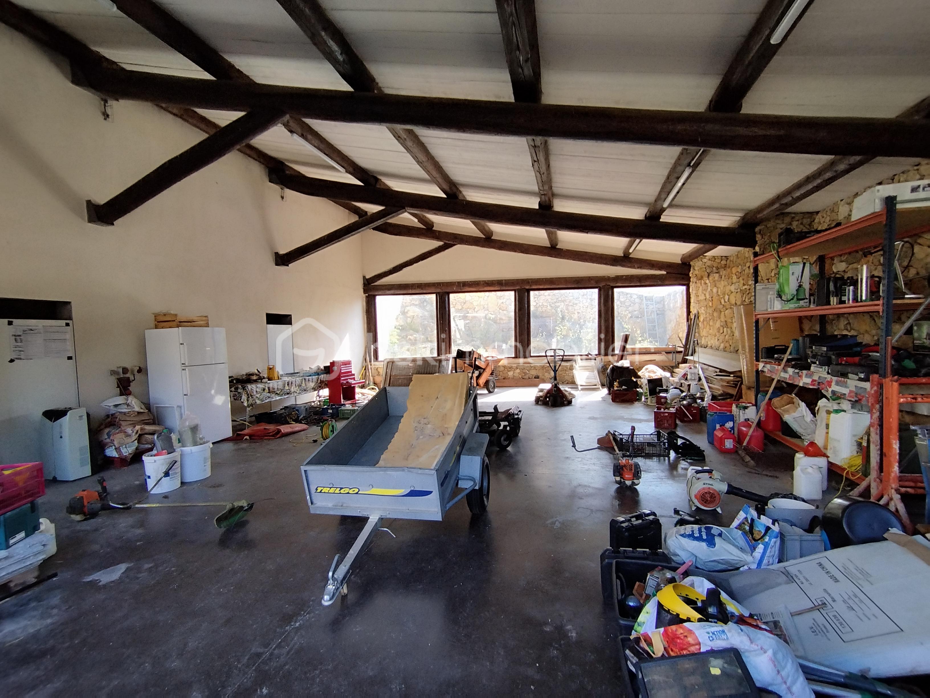 Maison de 402 m² - 1758185092320.jpg