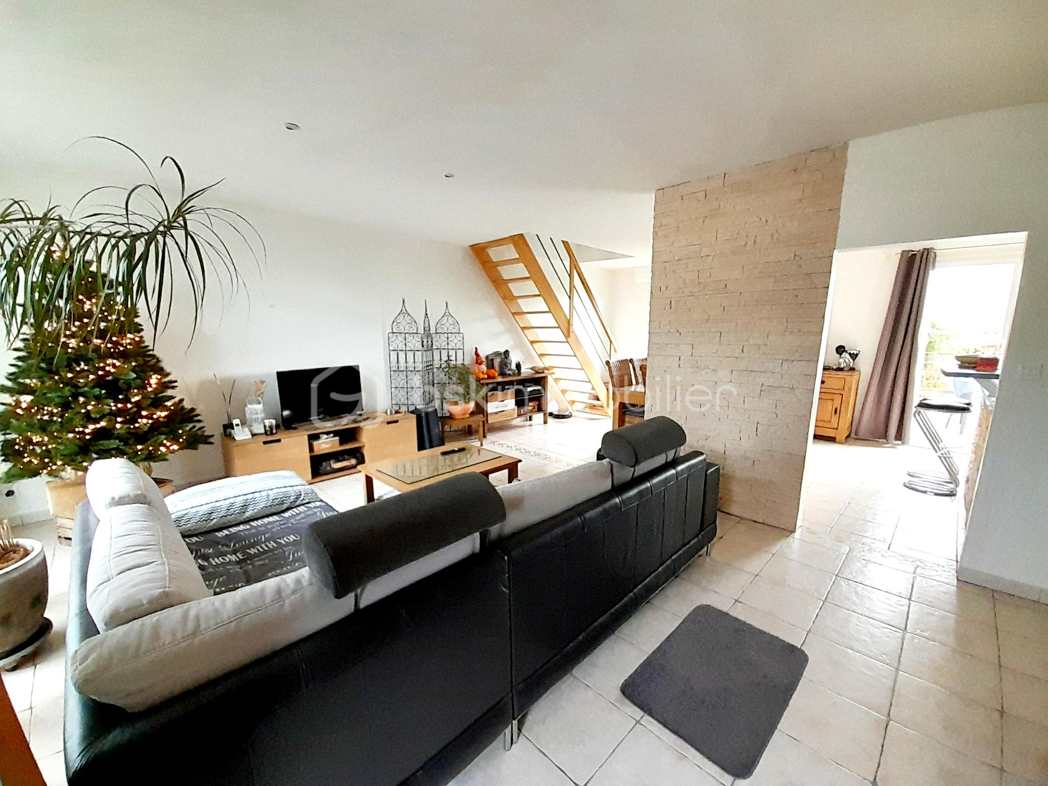 Maison traditionnelle de 183 m² - Polish_20251130_152555913.jpg