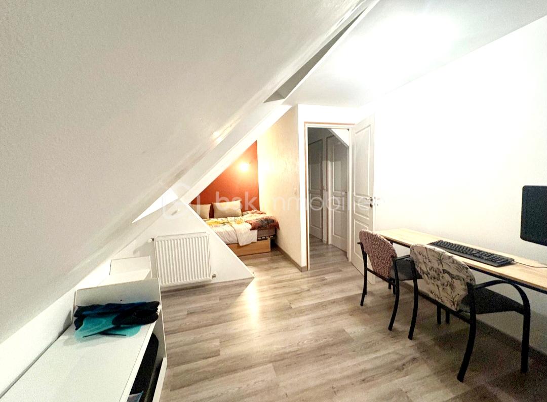 Maison traditionnelle de 183 m² - Polish_20251130_151406981.jpg