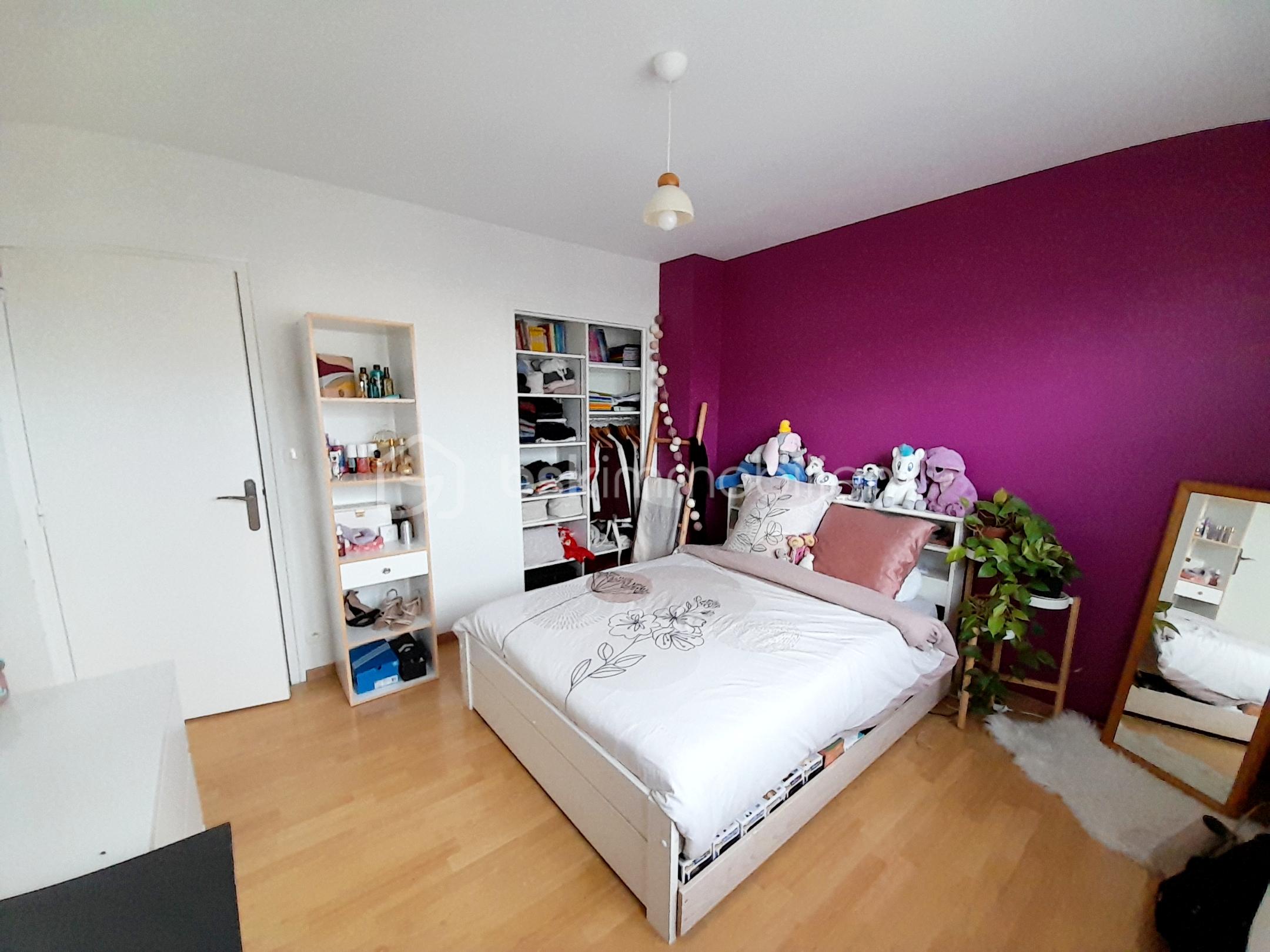 Maison traditionnelle de 183 m² - Polish_20251130_152139790.jpg